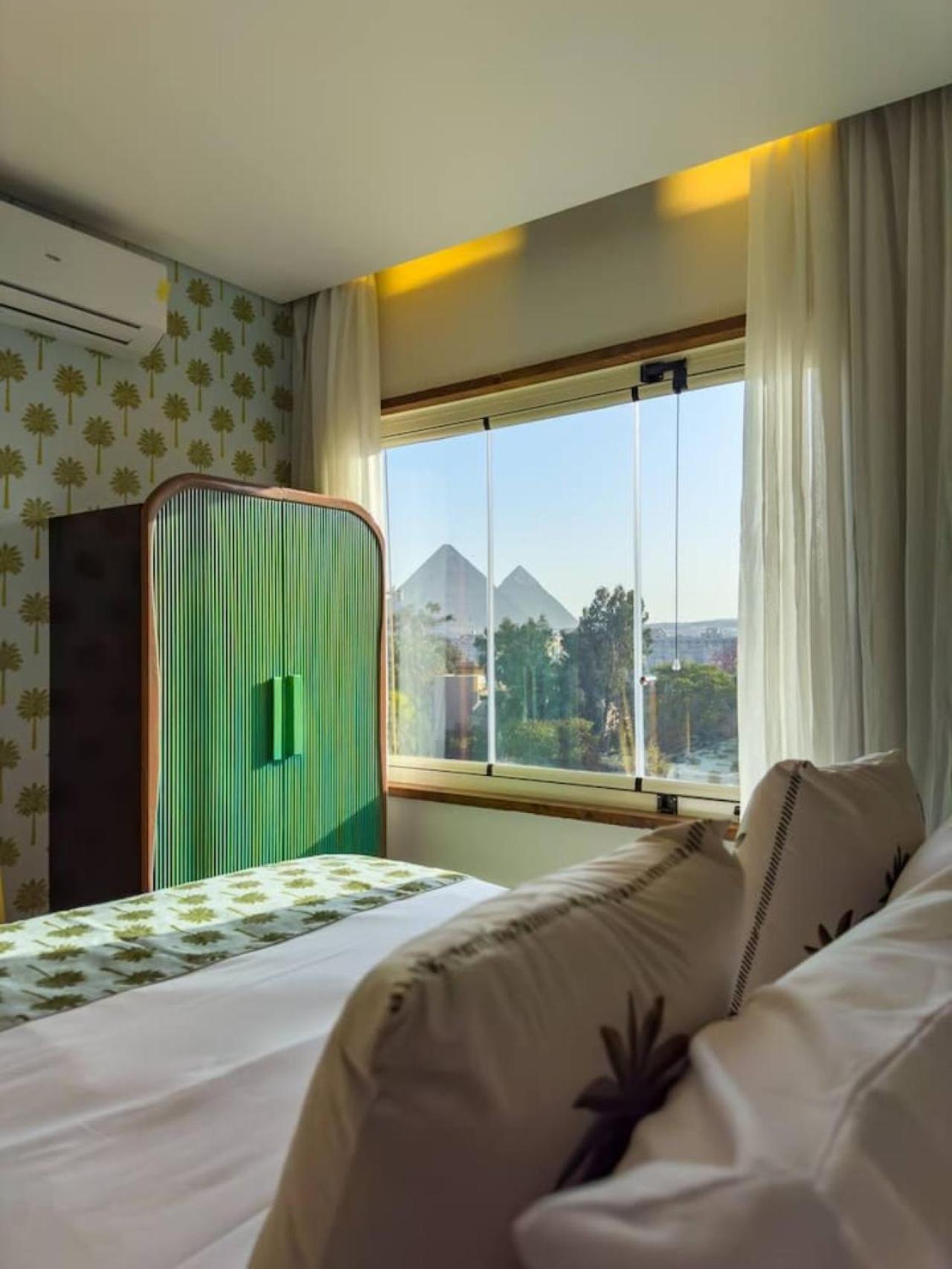 Bohemian Oasis with Pyramids View Ancient Bohemian Giza Khan