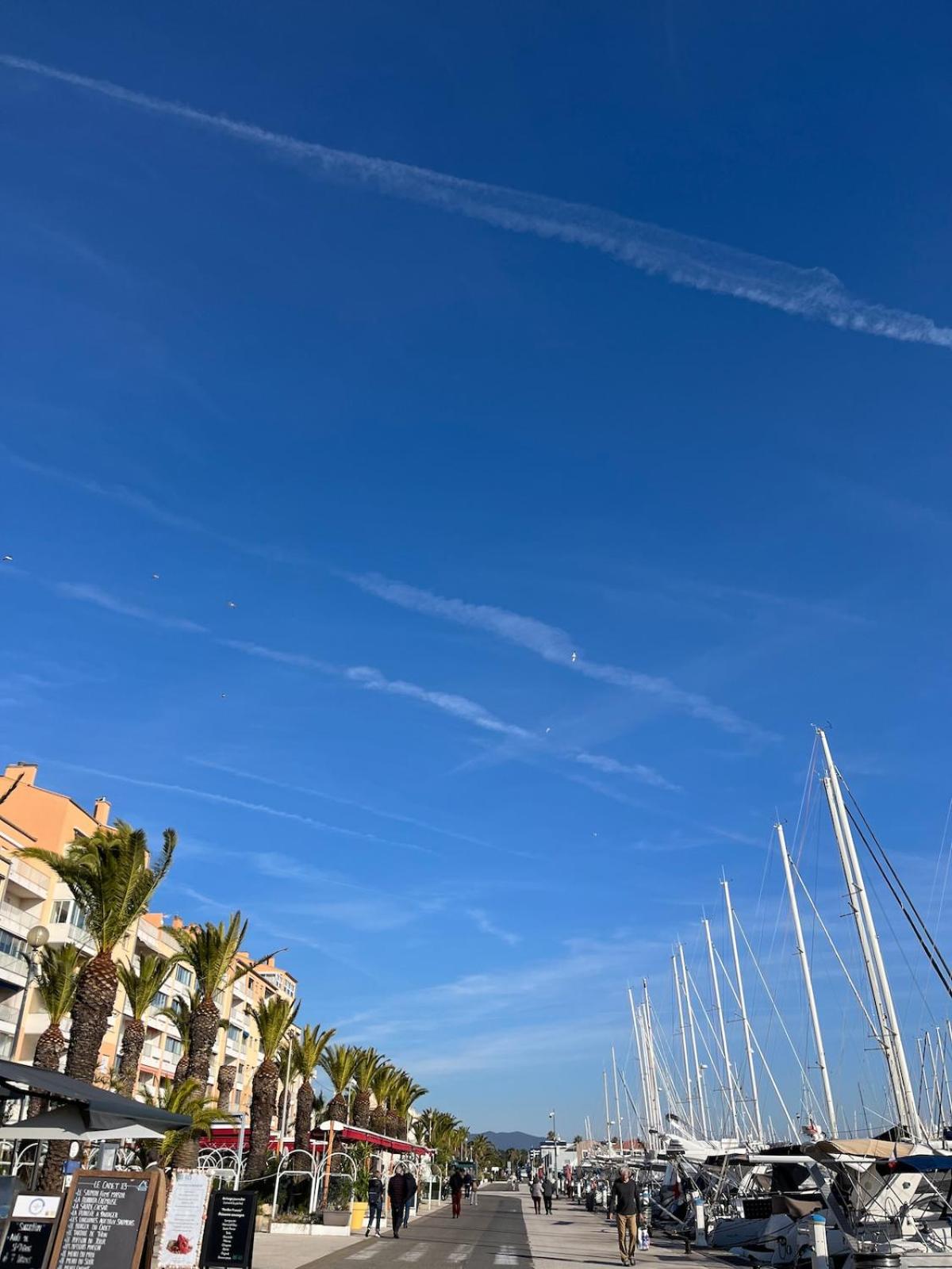 PORT DE HYERES - Appartement 40m2 - 4 personnes - place de PARKING
