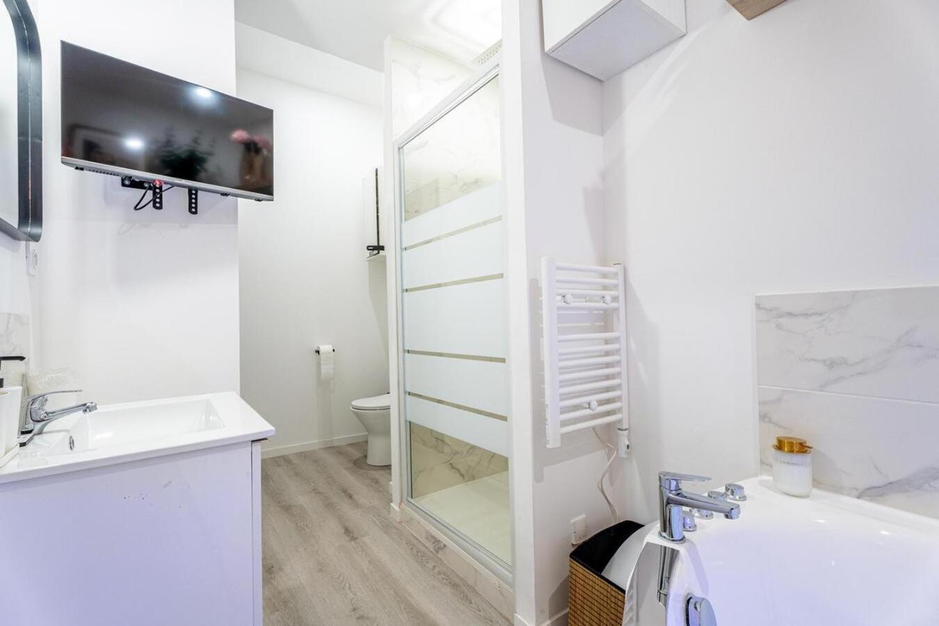 L'ARCADE SECRETE Appartement climatisé, Jacuzzi, Borne d'arcade Bordeaux centre