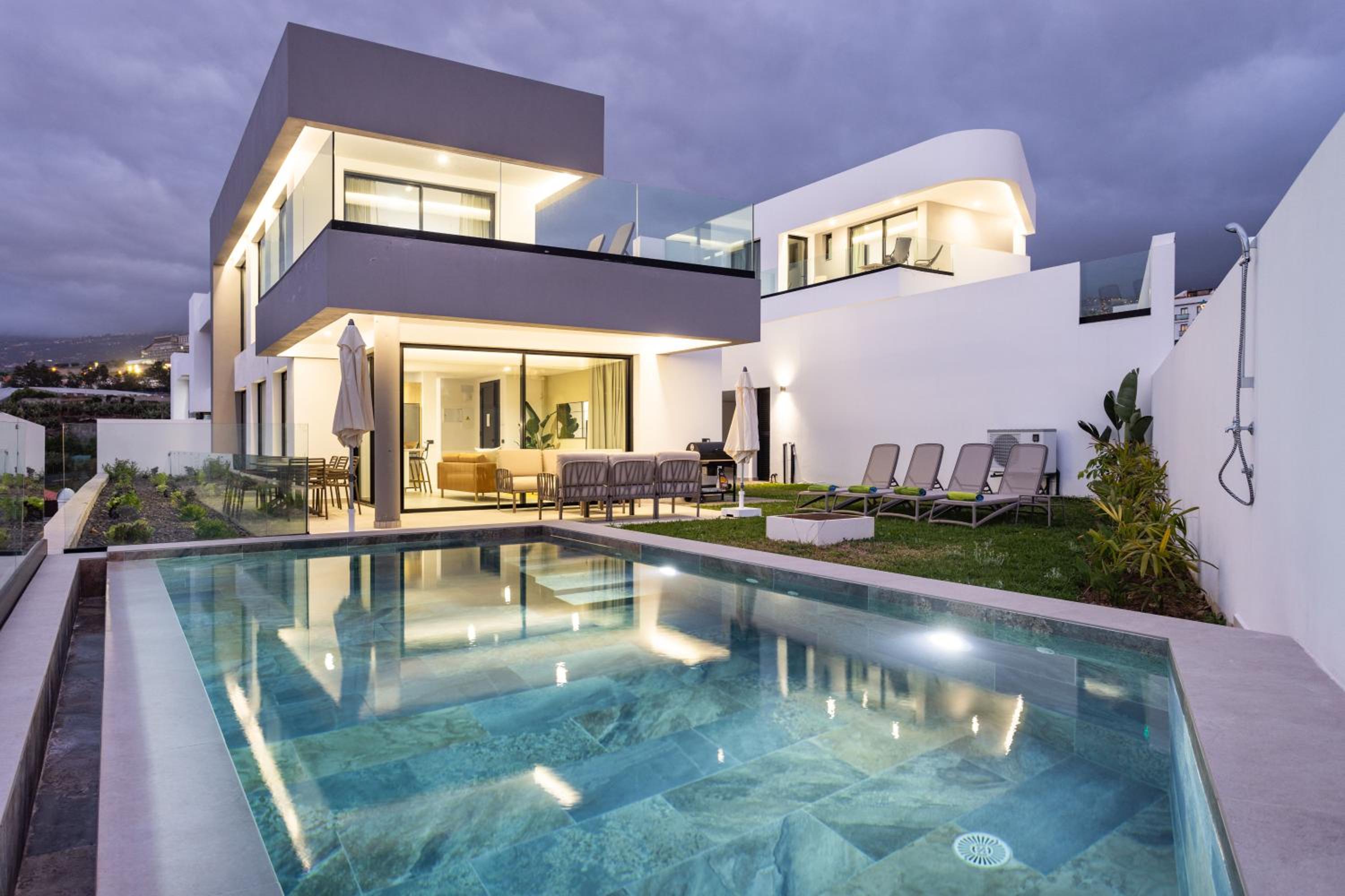 Gorvorana Norte - private pool, BBQ, 8pax