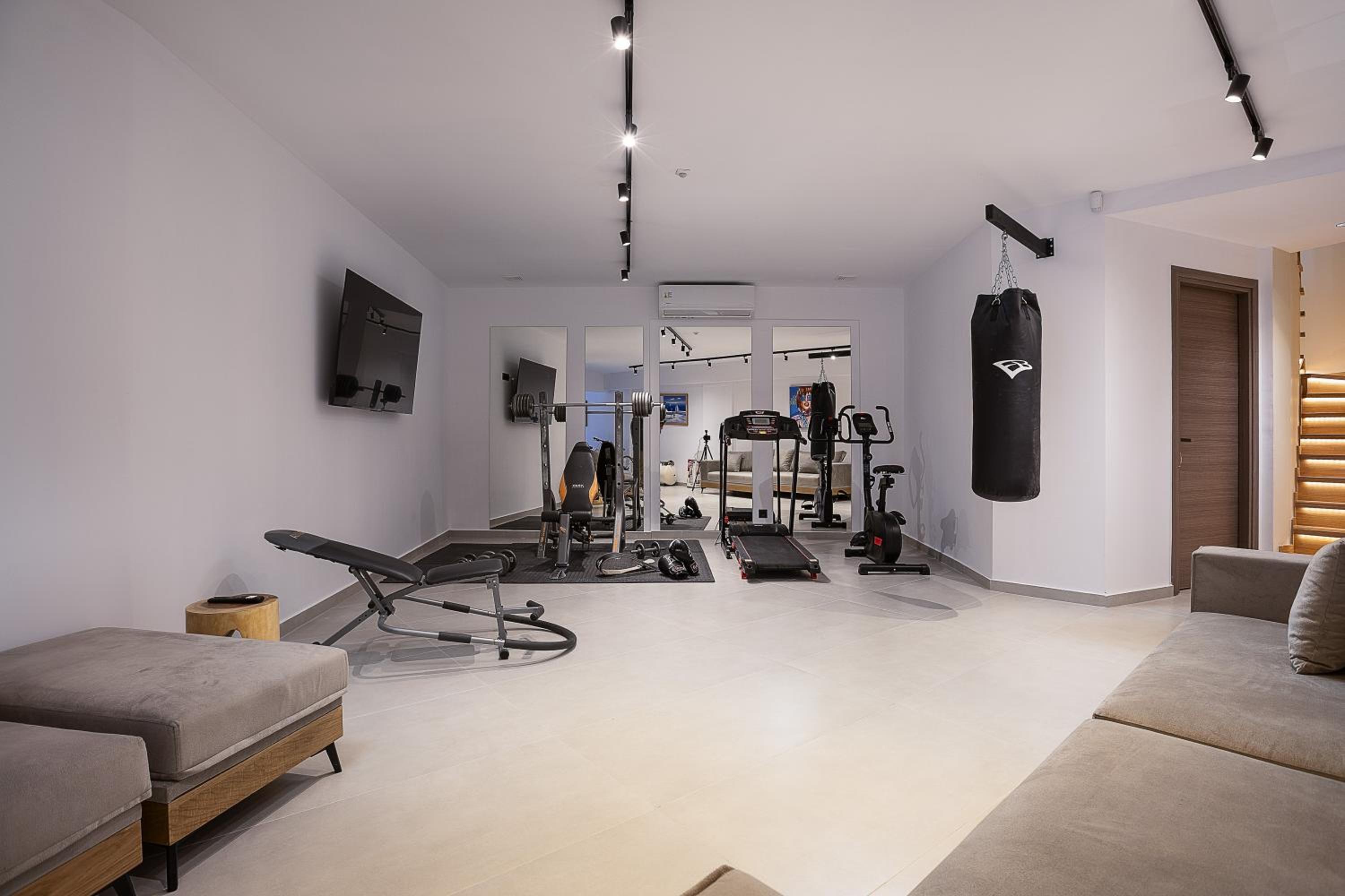 Elmima Luxury Villa