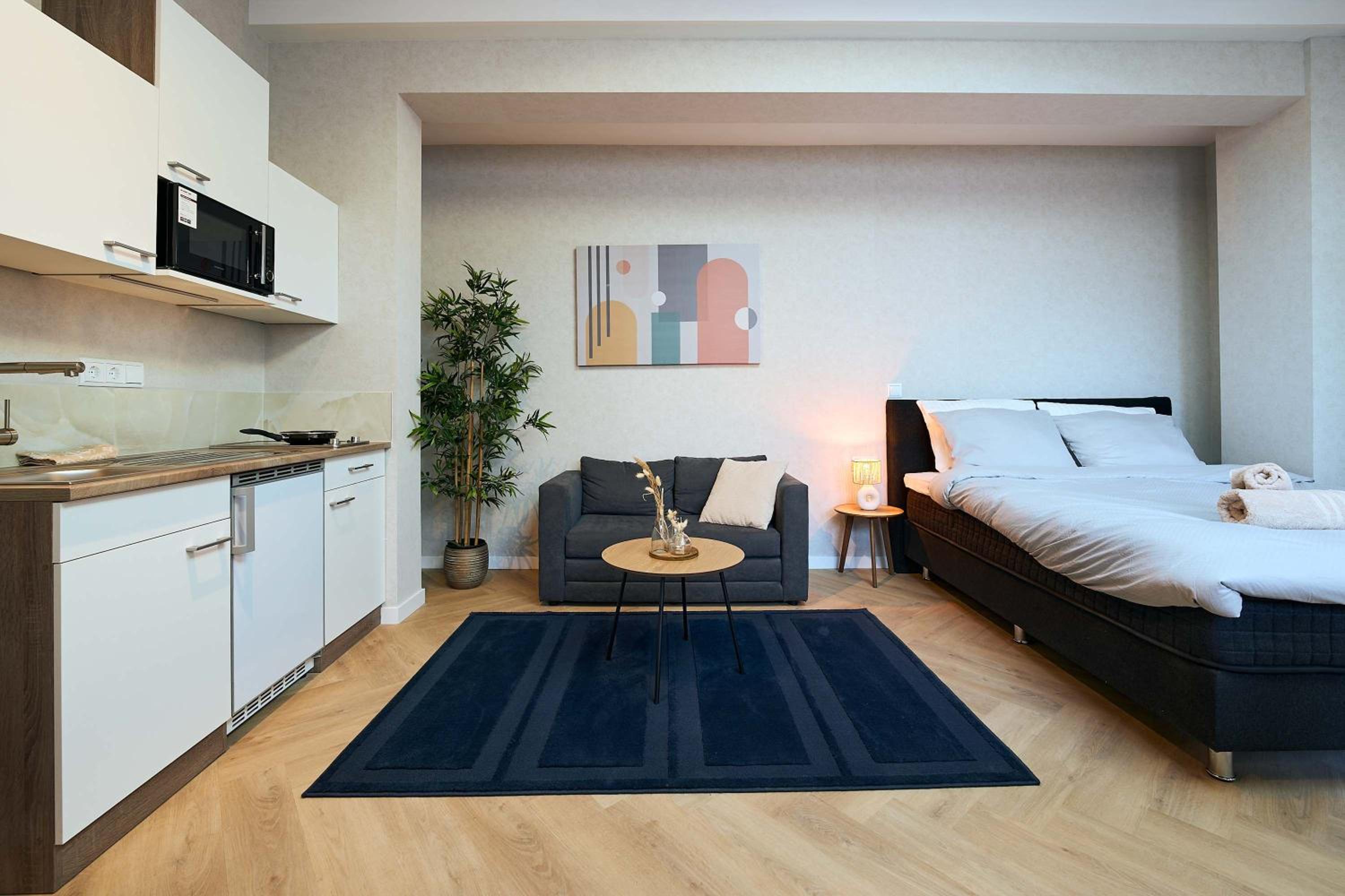 Central City Escape Modern Studio Near Everything