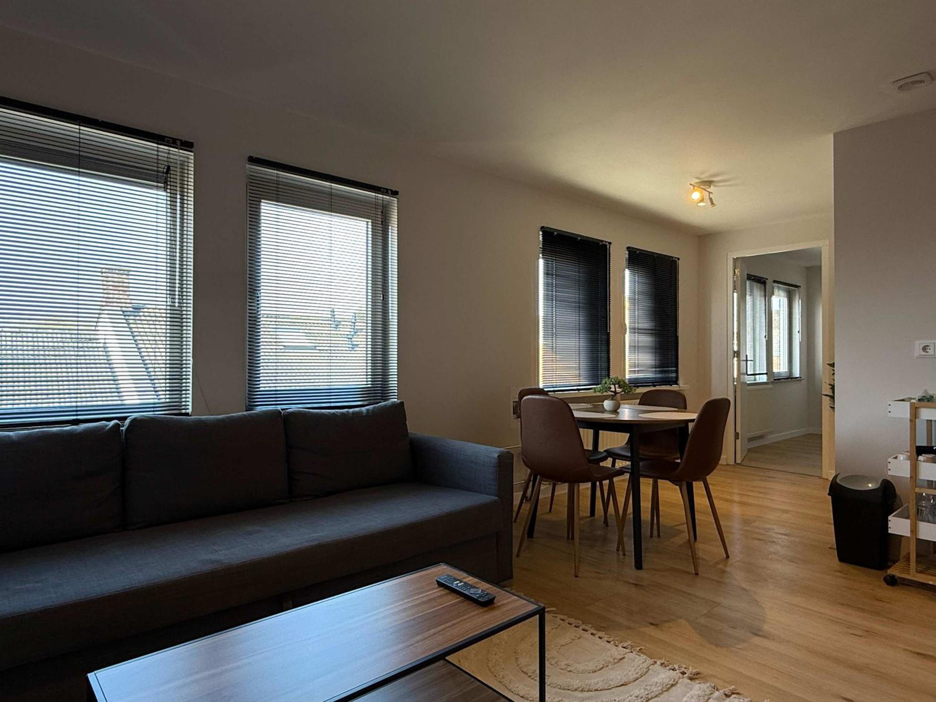 Prime Location 1BR Apartment Walk Everywhere