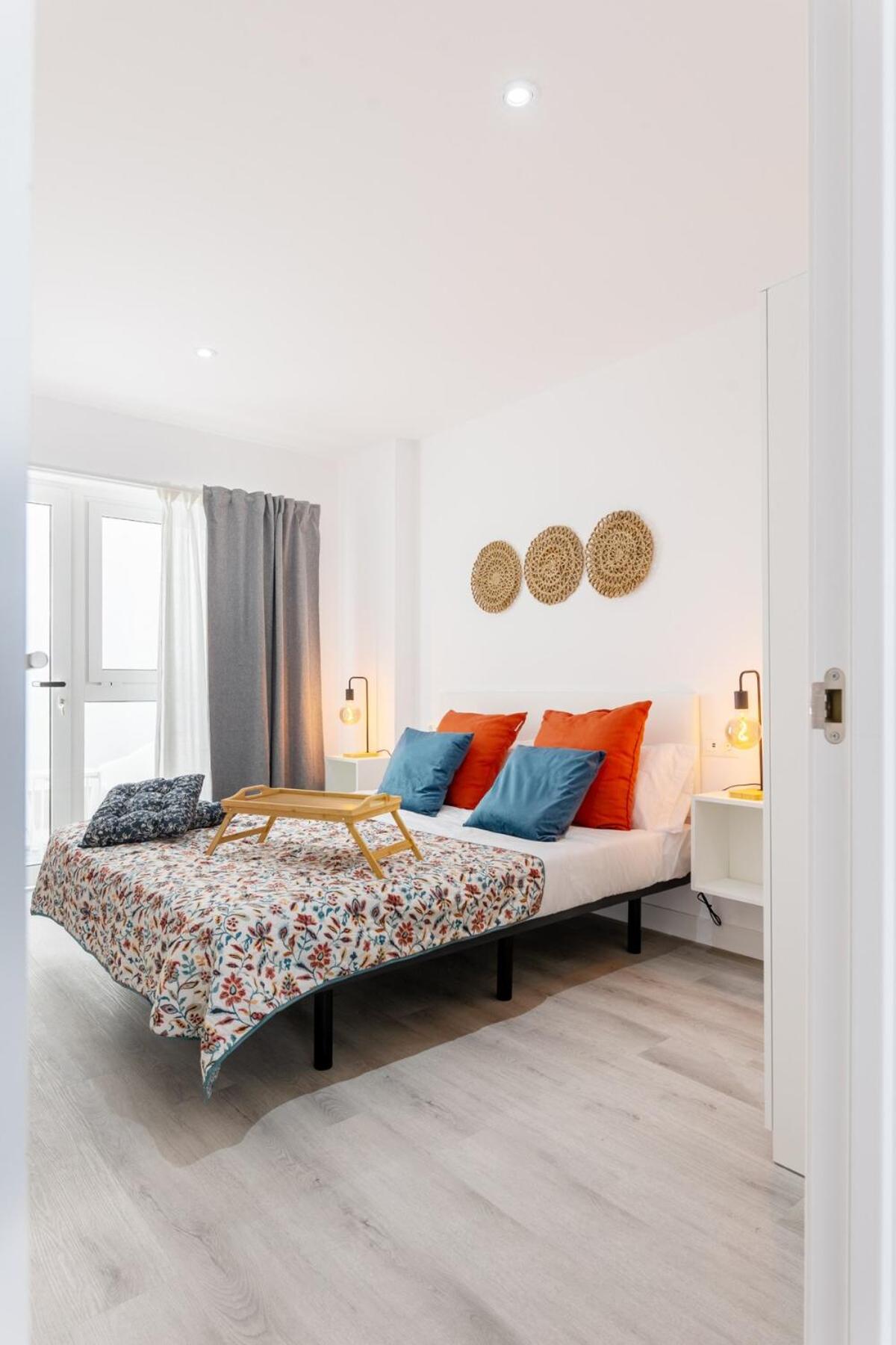 Modern Comfort in the Heart of La Laguna