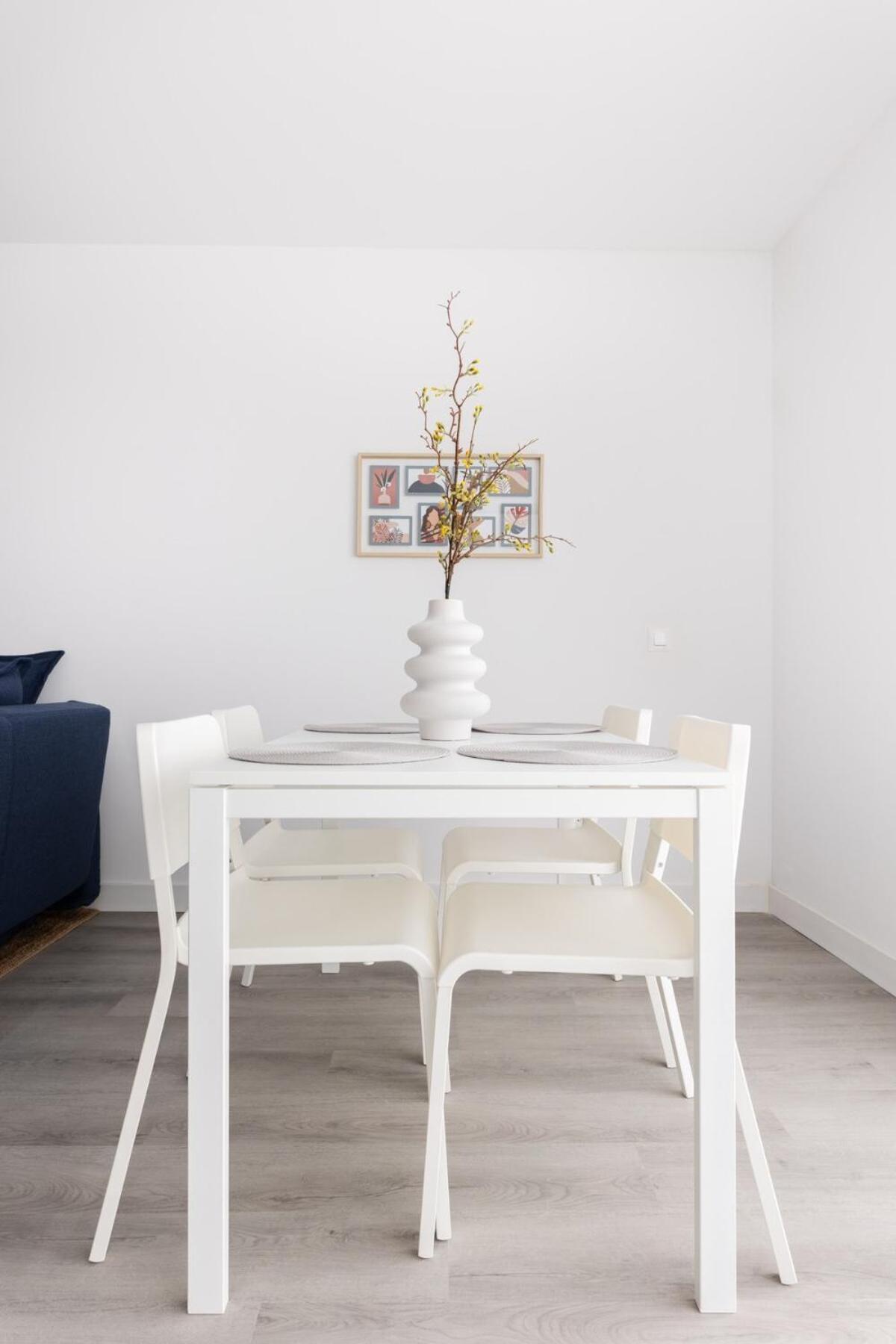 Modern Comfort in the Heart of La Laguna