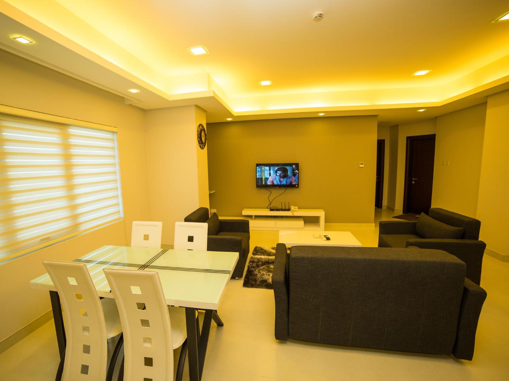 Golden Rose Luxury Suites (Royal Executive)