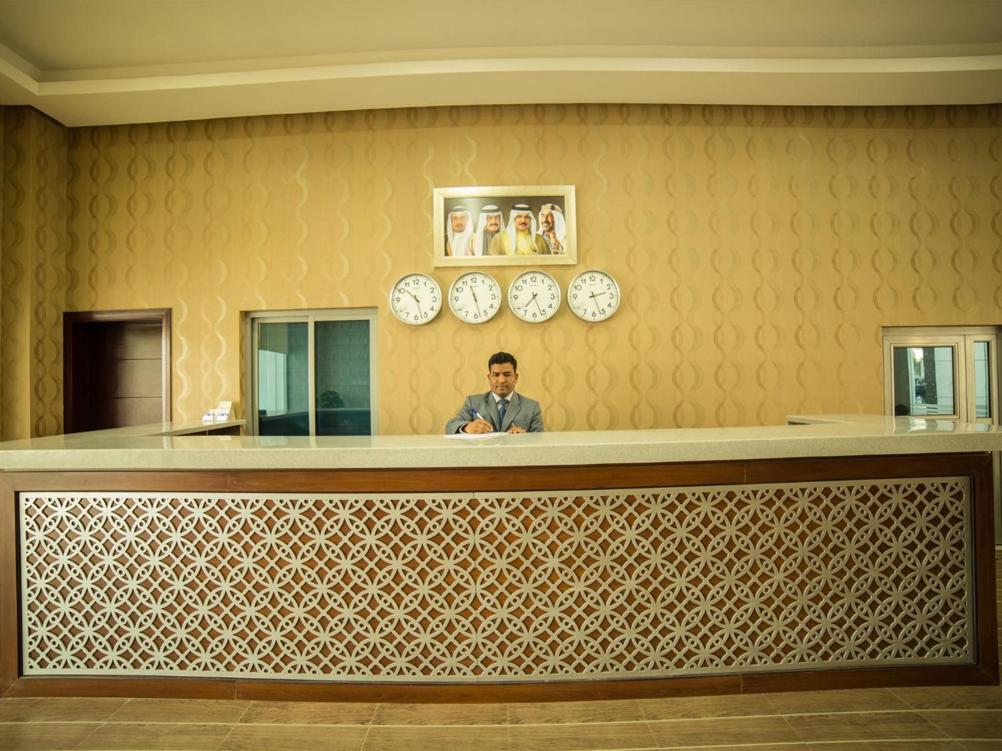Golden Rose Luxury Suites (Royal Executive)
