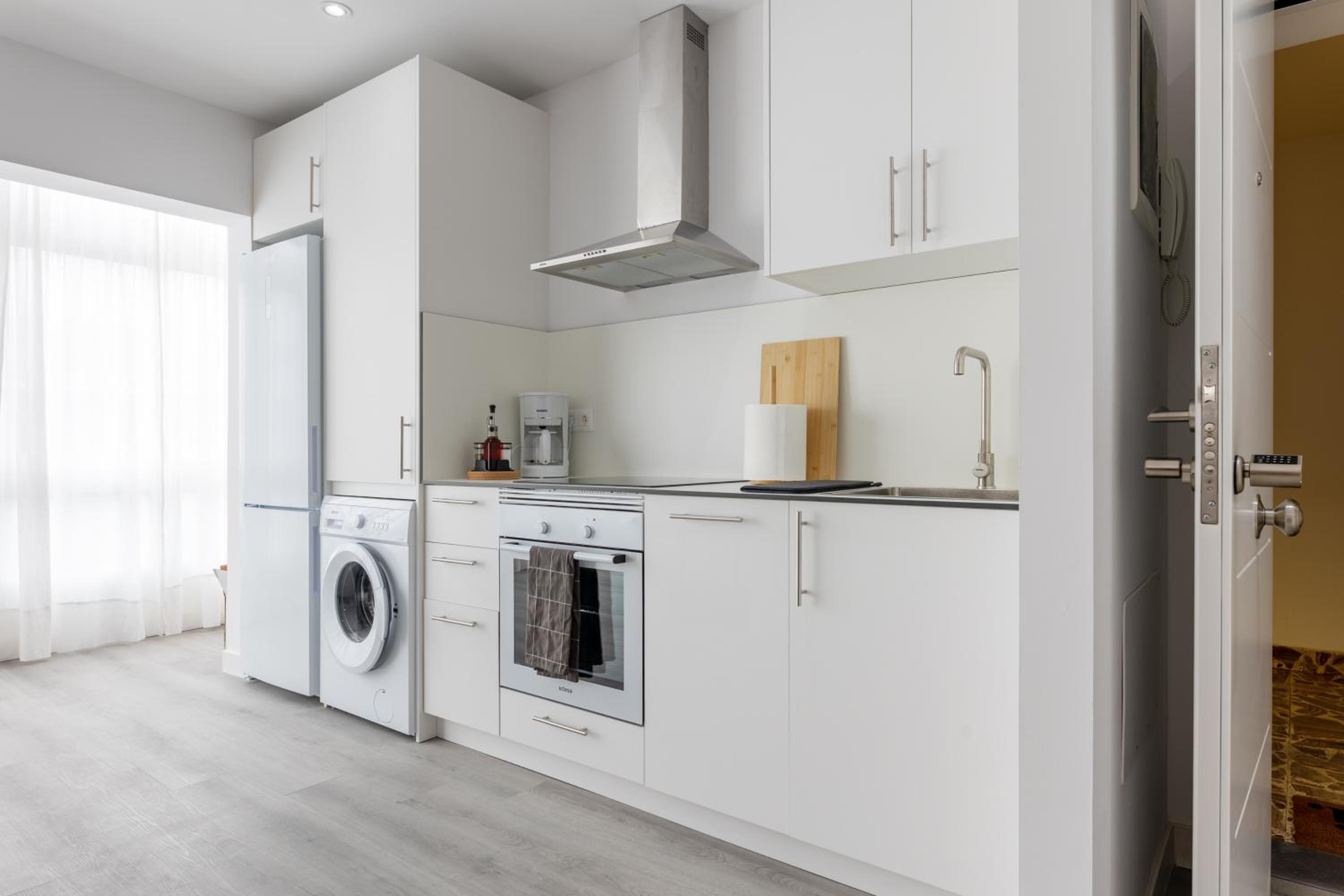 Modern Comfort in the Heart of La Laguna