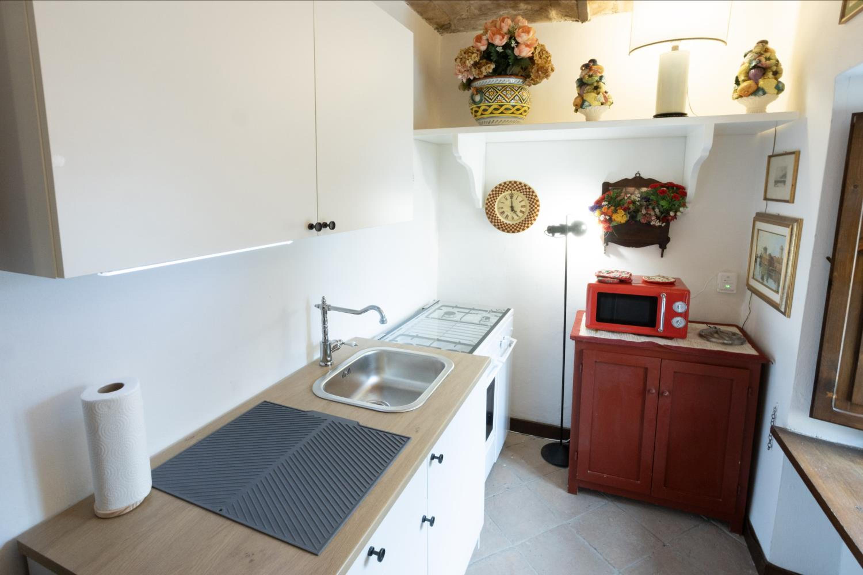 GiuMa Tuscany Historic Country House with Roof Terrace near Saturnia Hot Springs