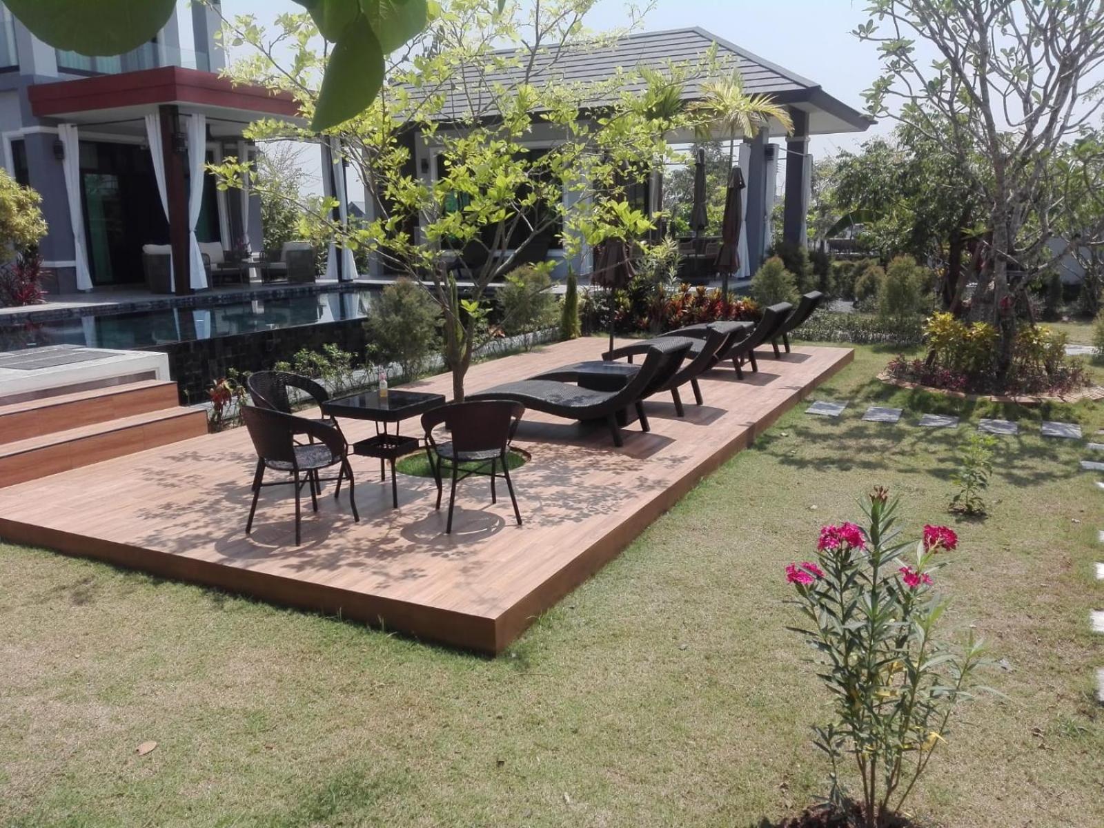 The garden pool villa resort at Doi Saket