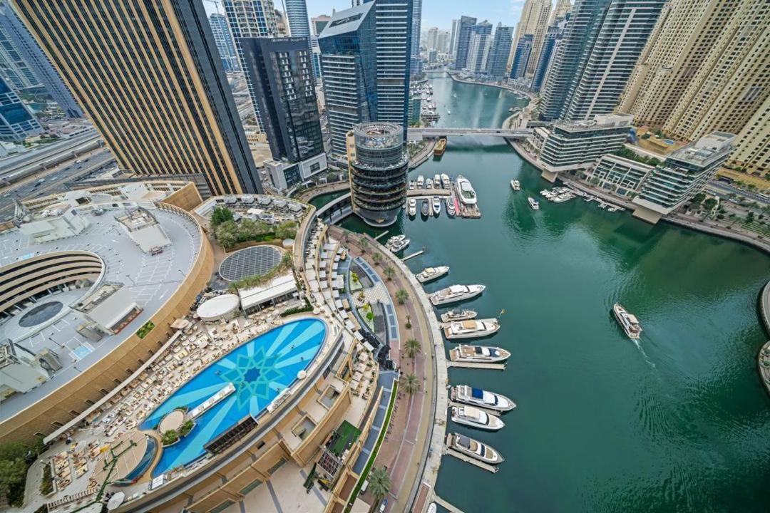 JW Marriott Marina By Luxe Living Collection - Wane By Somiya Infinity Pool