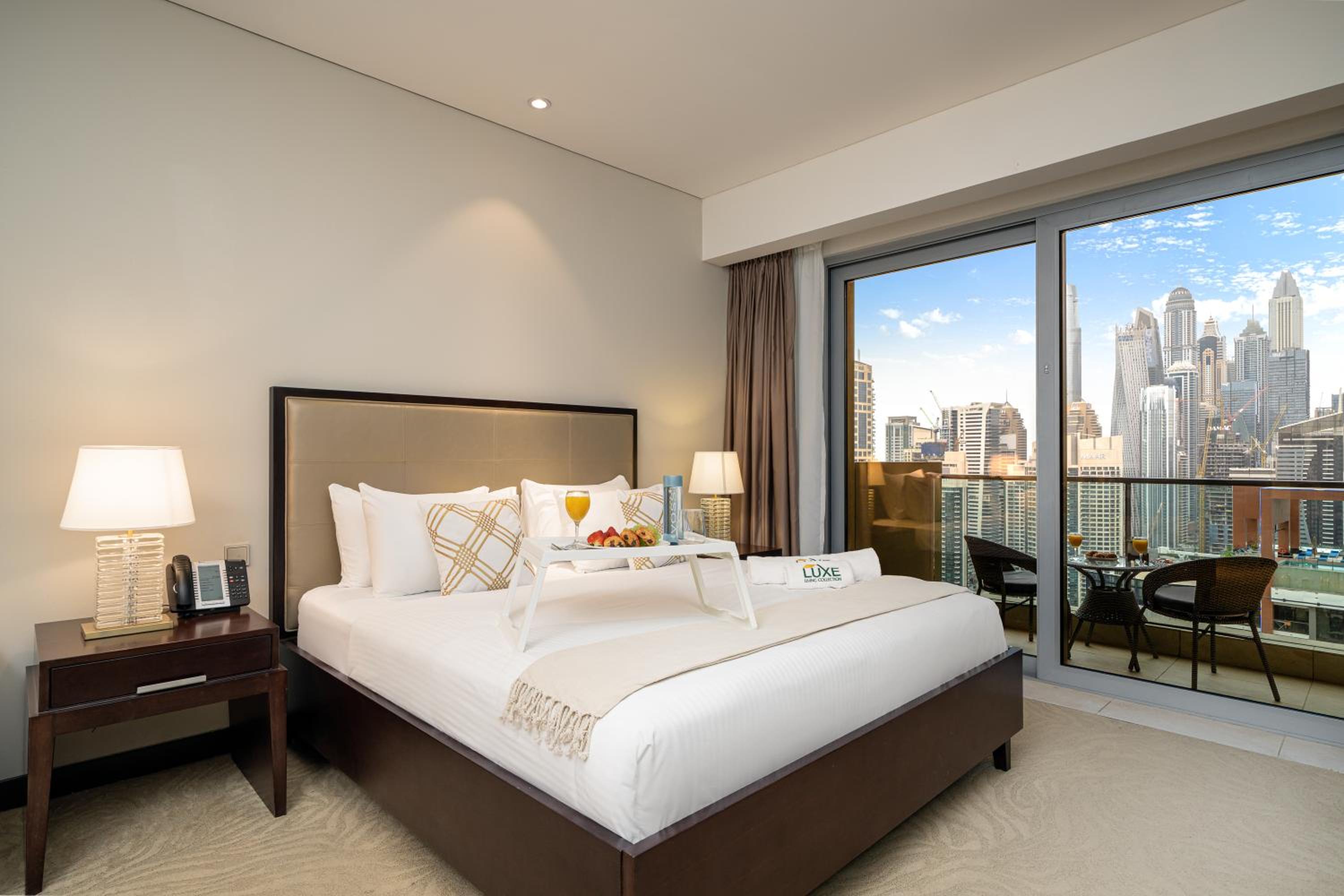 JW Marriott Marina By Luxe Living Collection - Wane By Somiya Infinity Pool