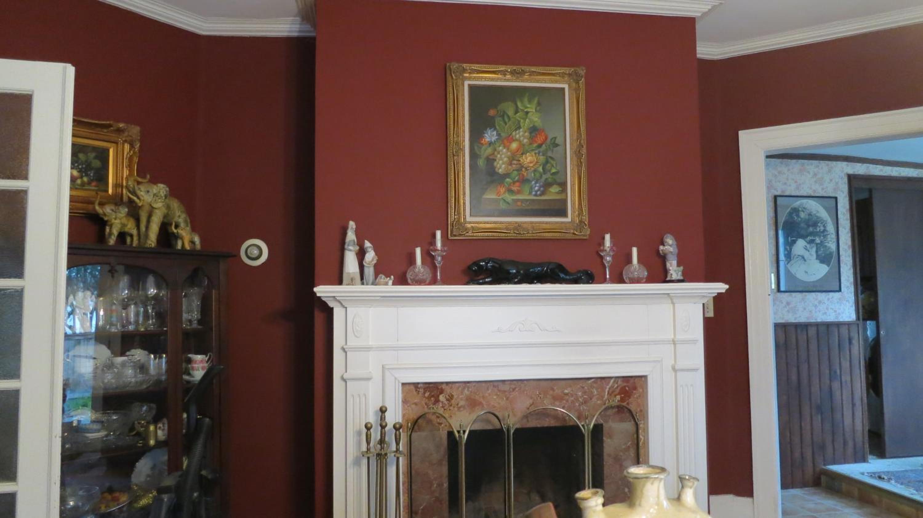 Bernard Gray Hall Bed and Breakfast