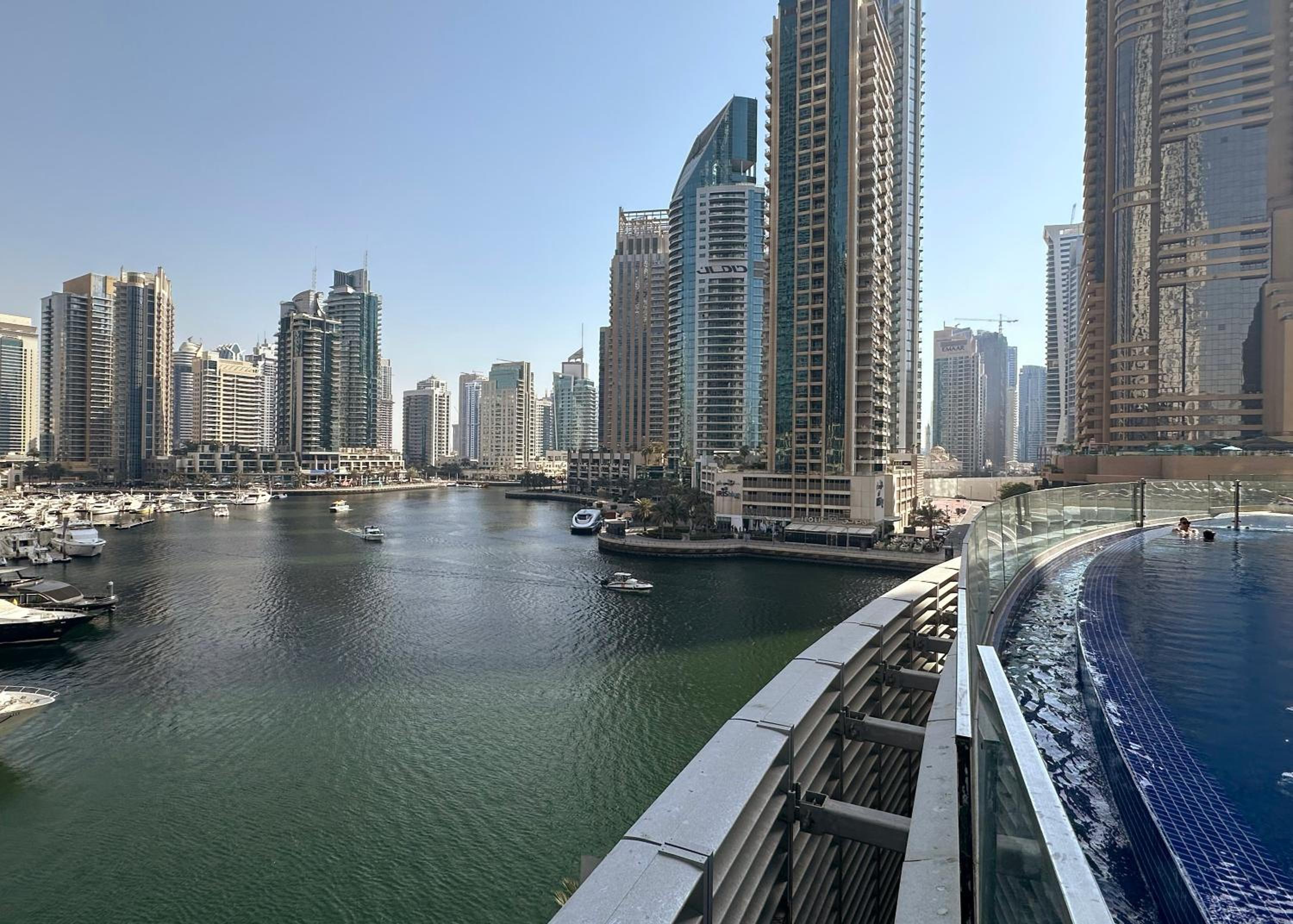 Maison Privee - Sleek Stay in Dubai Marina Famous Twisting Tower