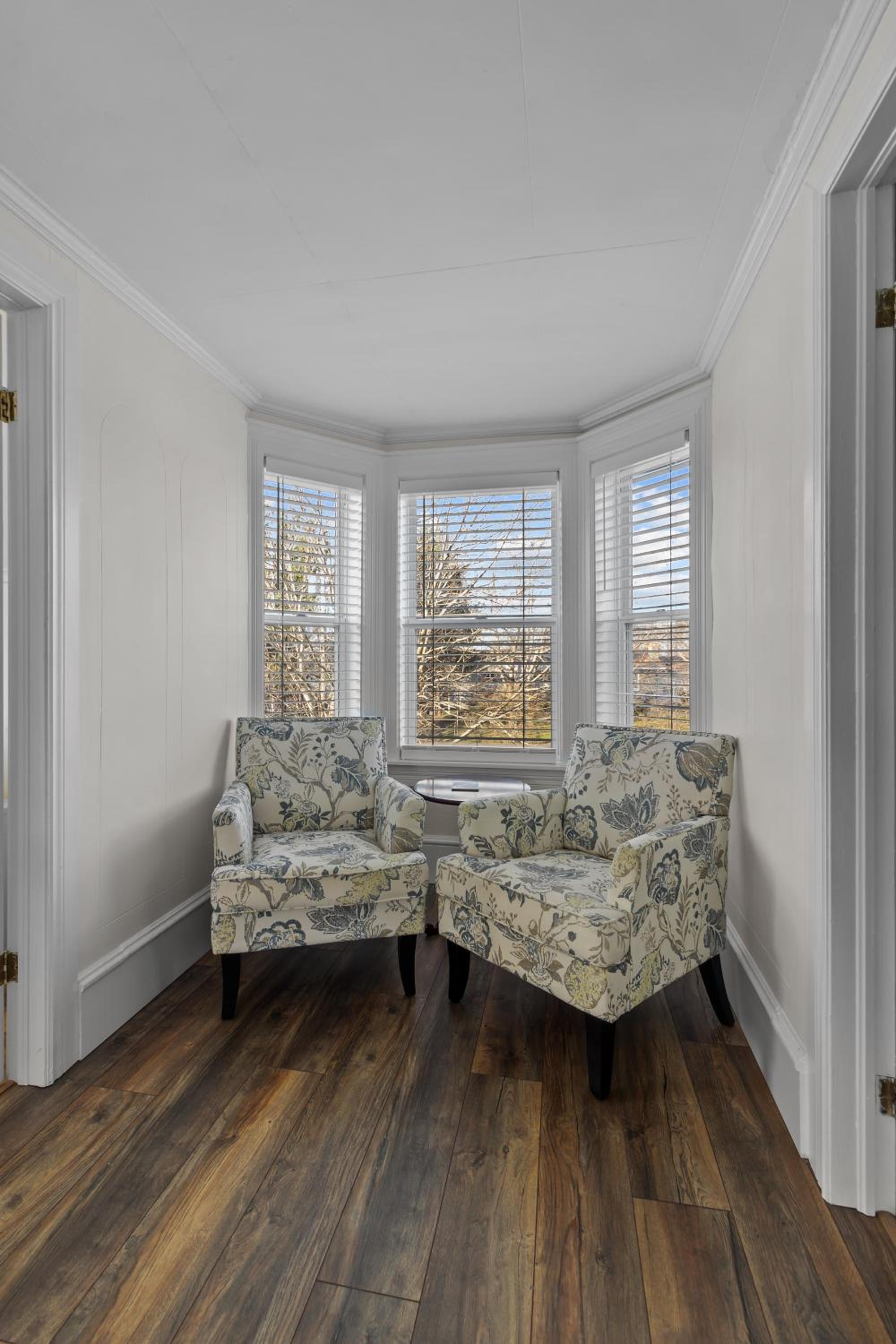Historic 3BR W Modern Comforts In Holyrood