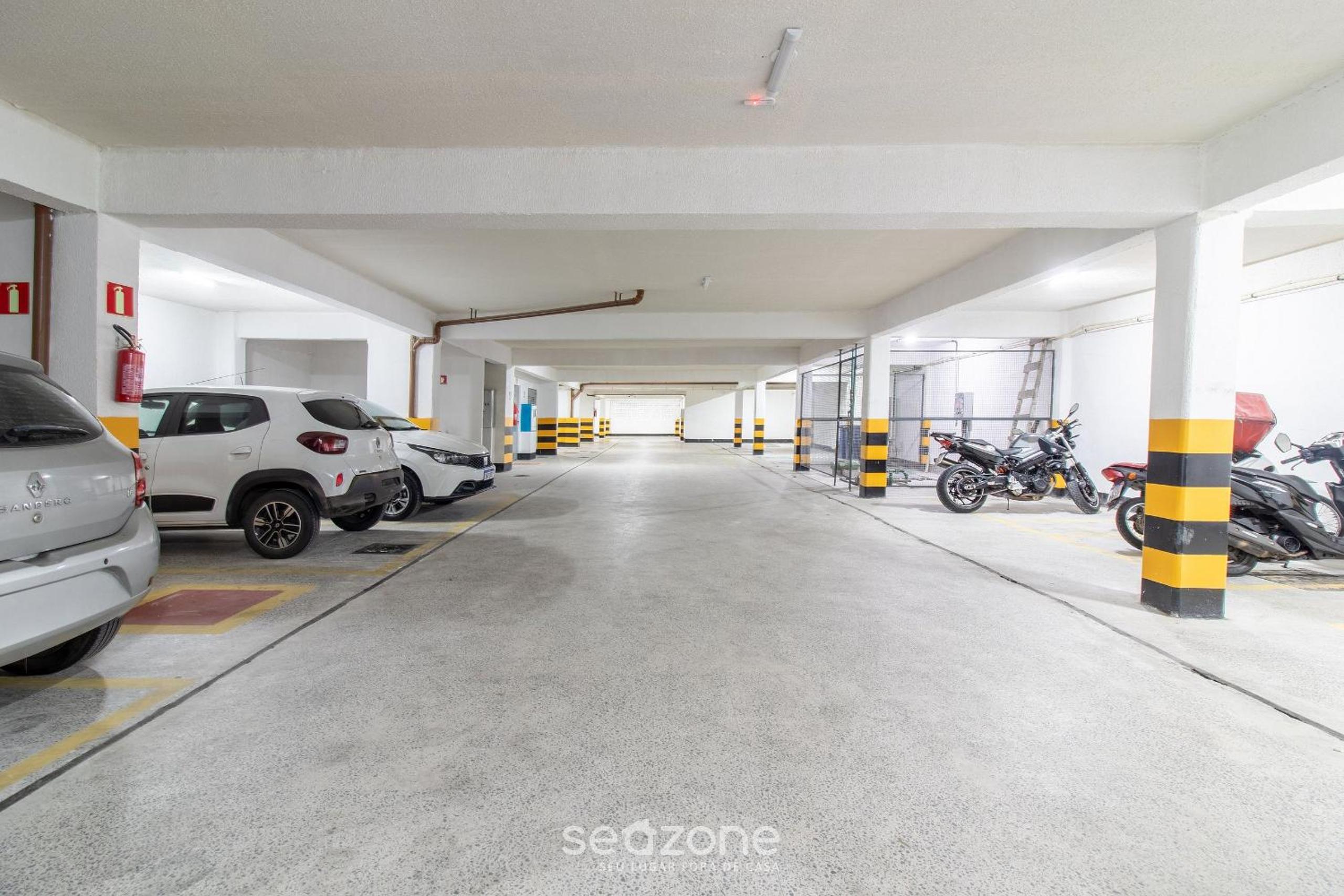 SMT - Building 750m from the Beach in Salvador