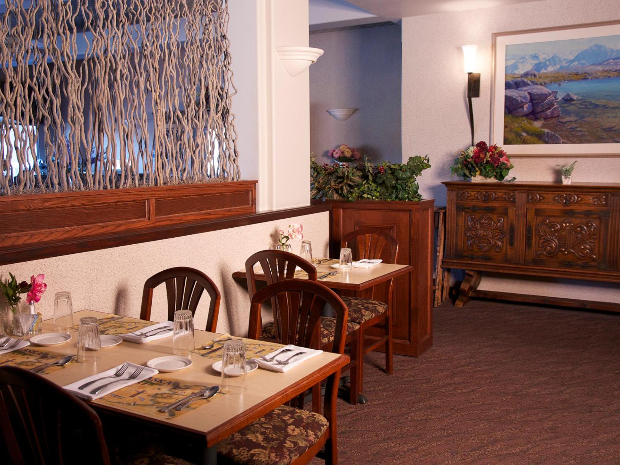 Fairbanks Vacations - Bear Lodge - Property Image 13