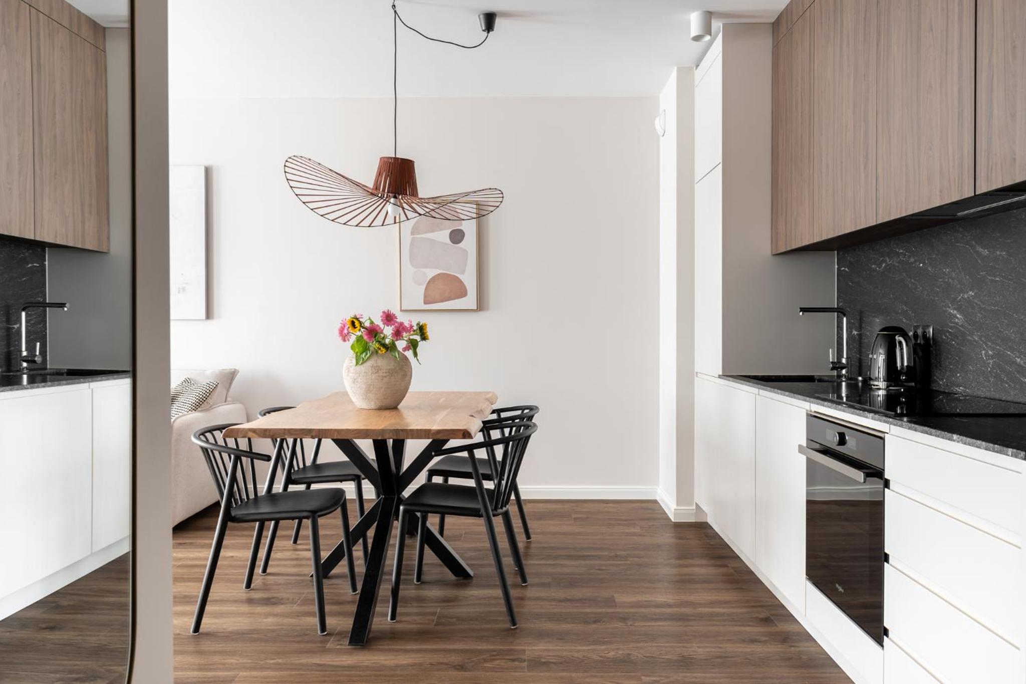 Scala Suites with Parking by Lion Apartments