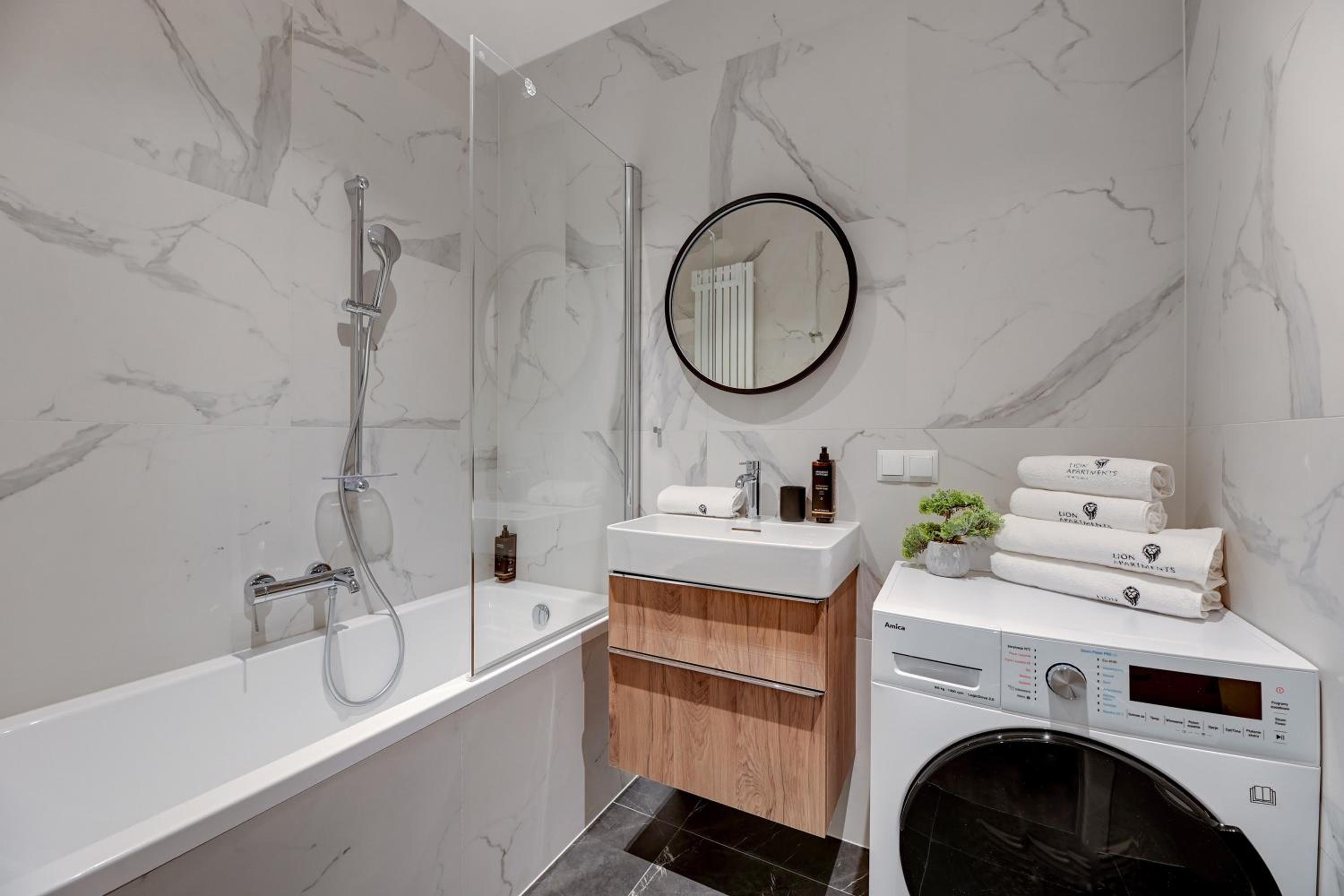 Scala Suites with Parking by Lion Apartments