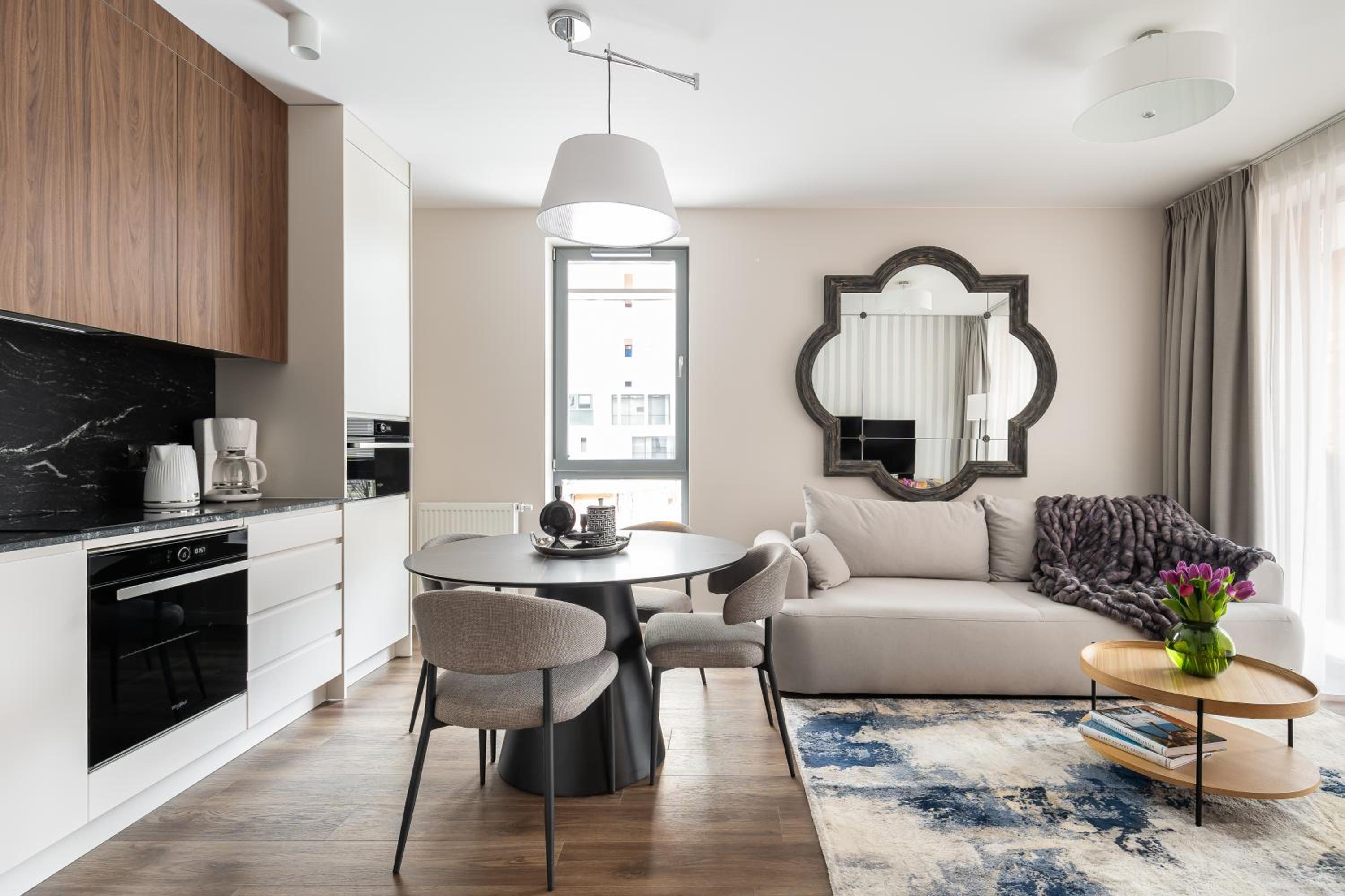 Scala Suites with Parking by Lion Apartments