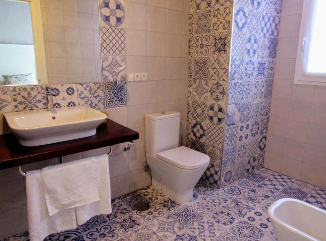 Suites BELLAHELLIN