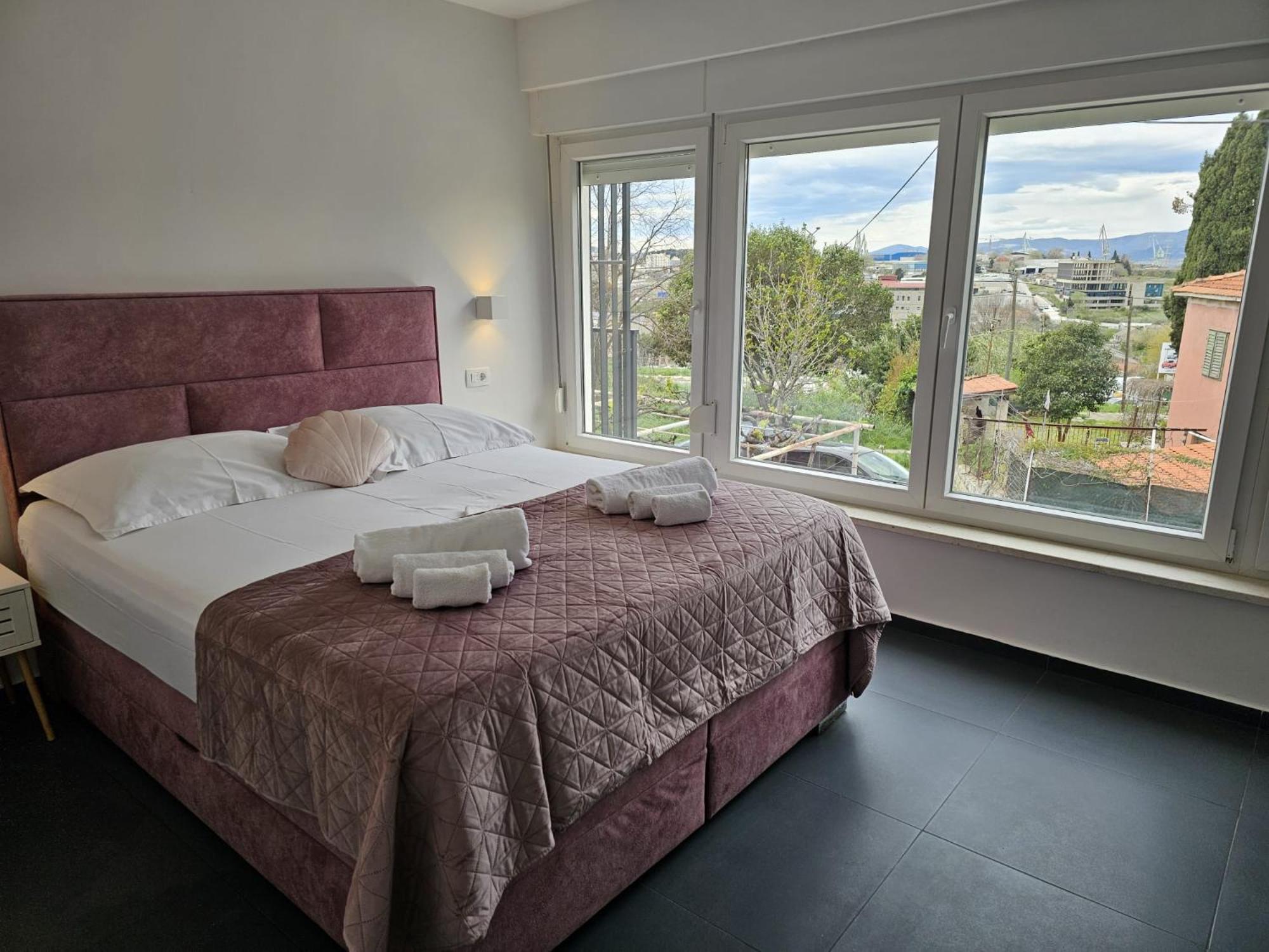 AAA Luxury Suites Split