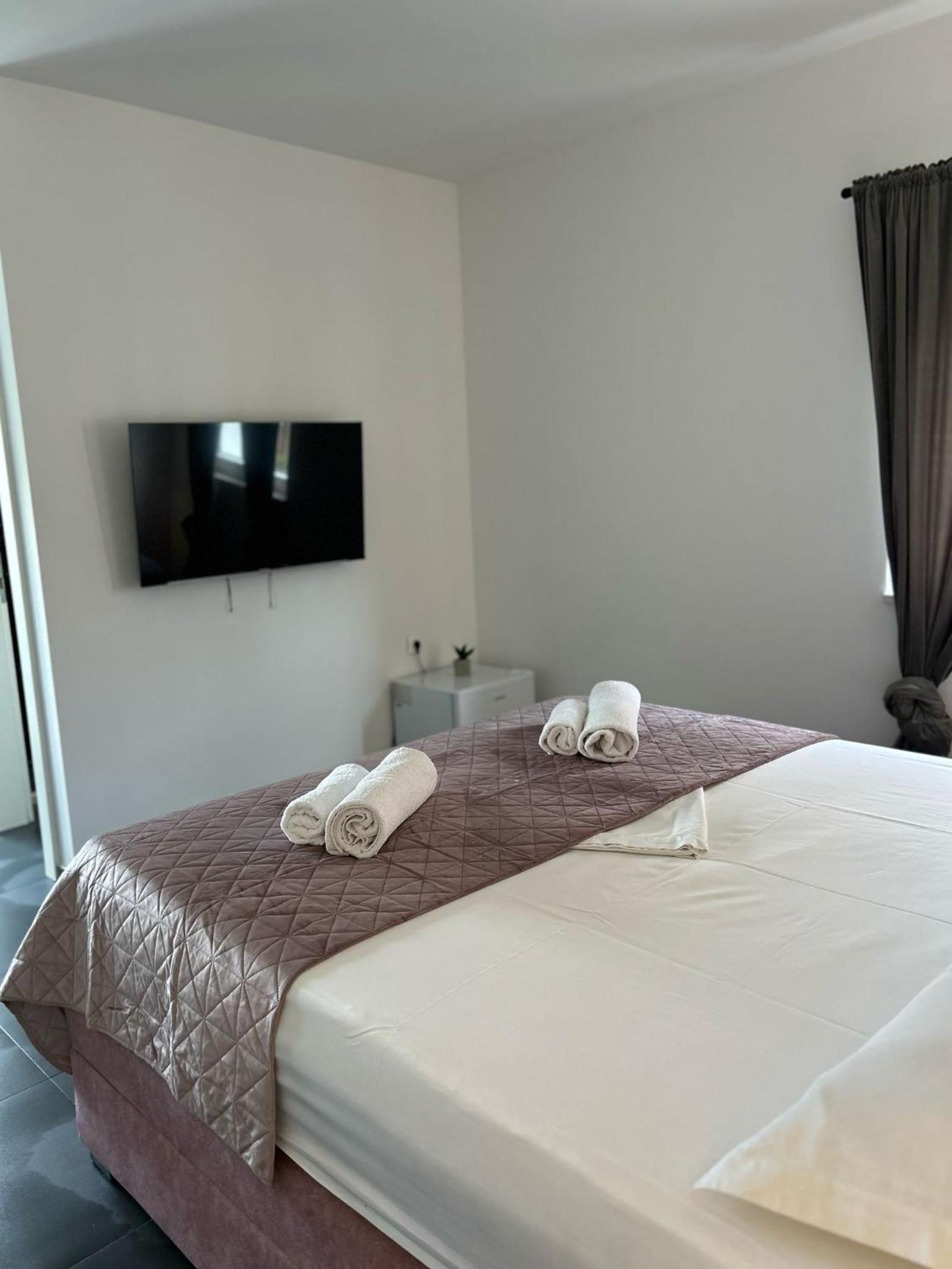 AAA Luxury Suites Split
