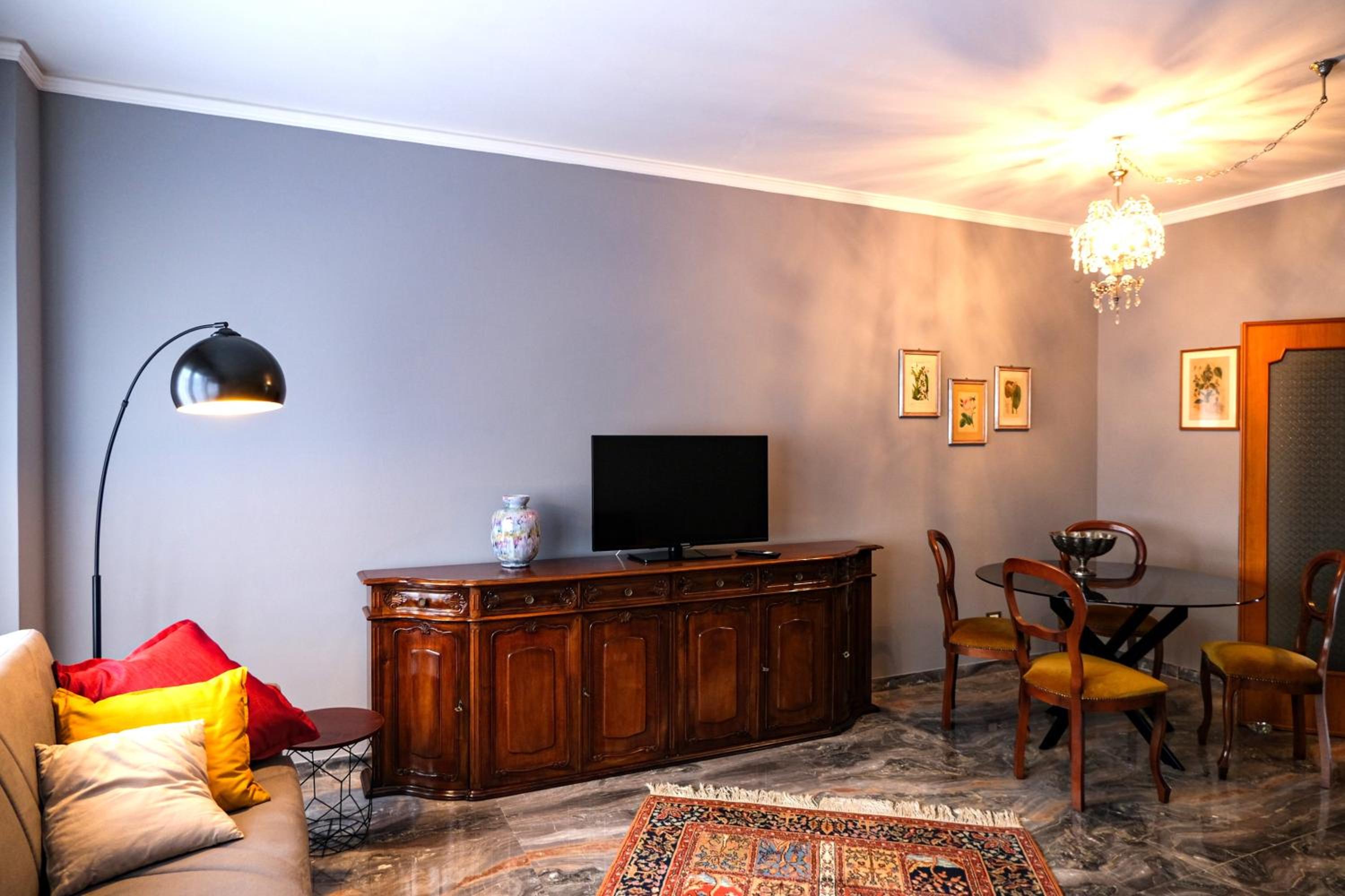 Urbino Uno Apt Venezia