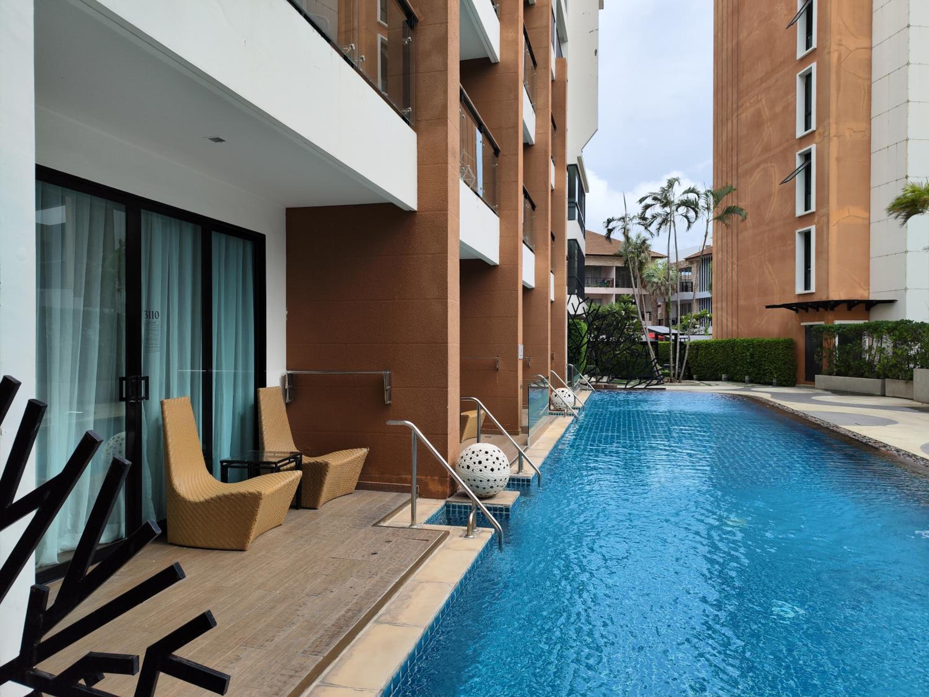 7 Floor - Pool view Studio room at TBHR near Kata beach