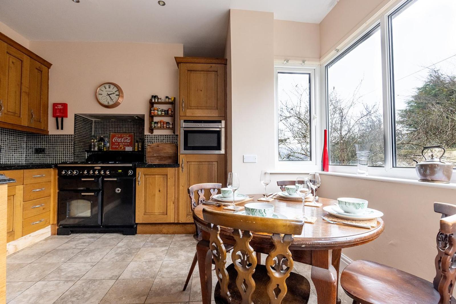 CLIFTON BANK - Characterful & Cosy Home in Buxton, Peak District