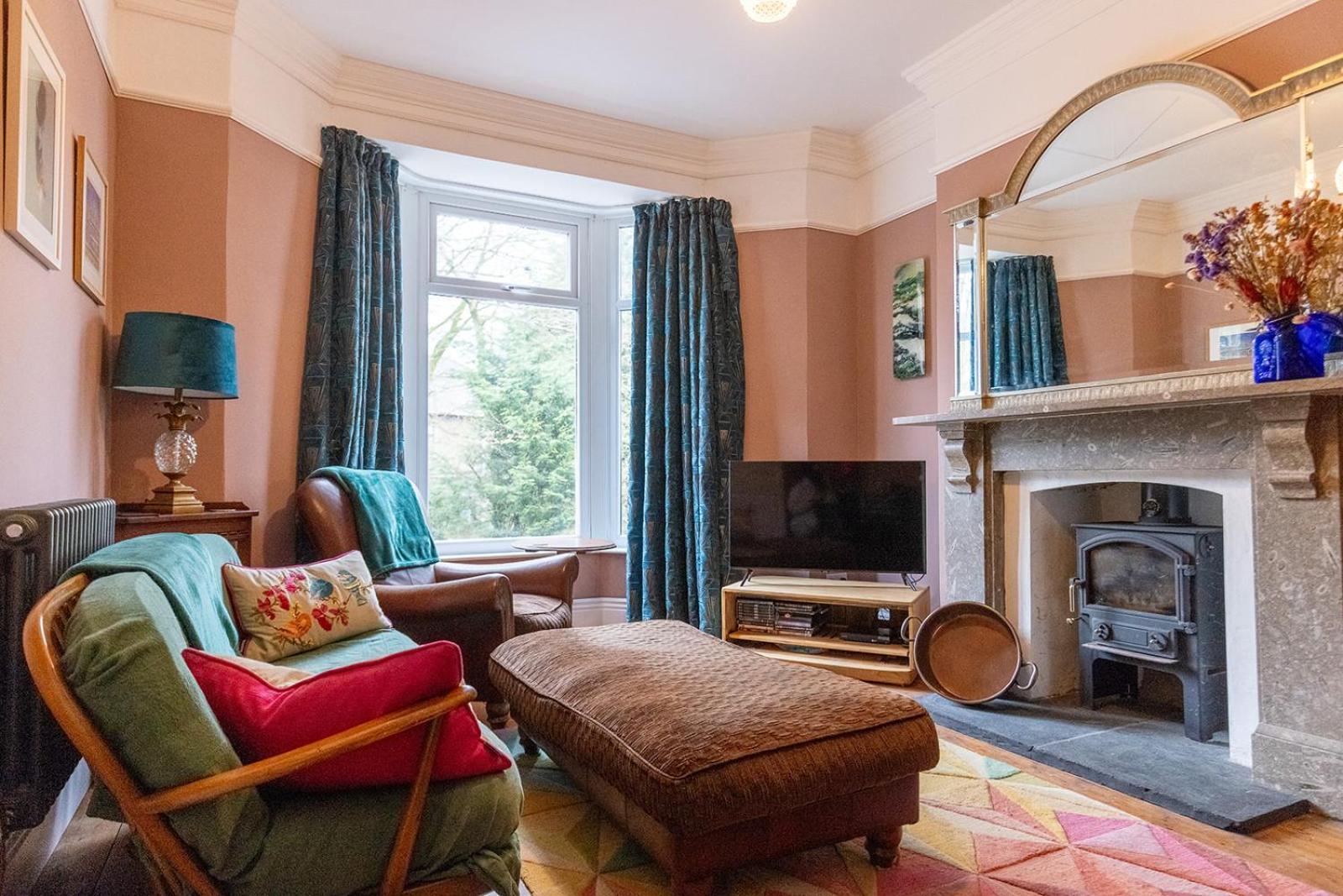 CLIFTON BANK - Characterful & Cosy Home in Buxton, Peak District