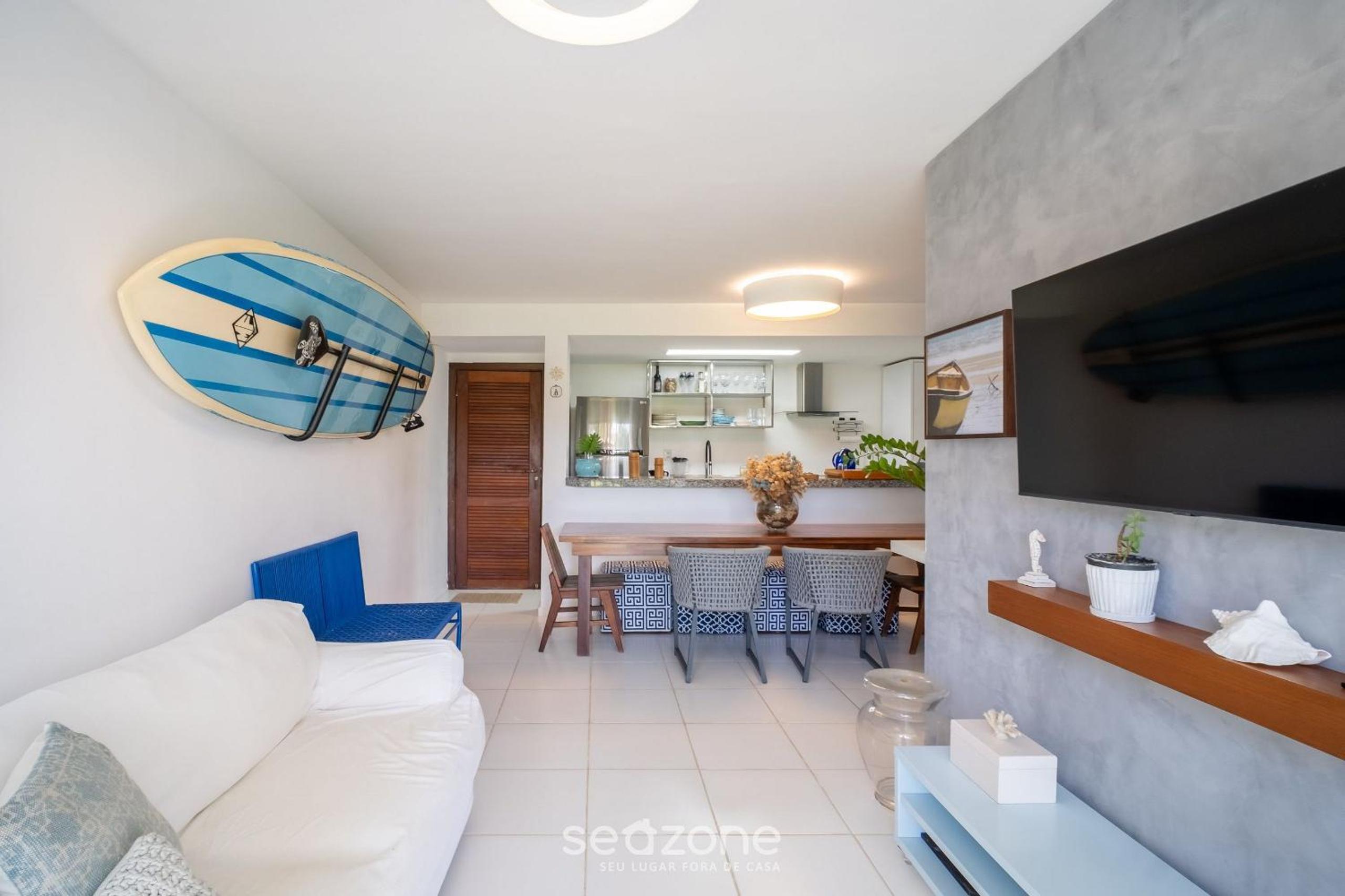 Beautiful Apartin Condo w/ Pool CQS0004