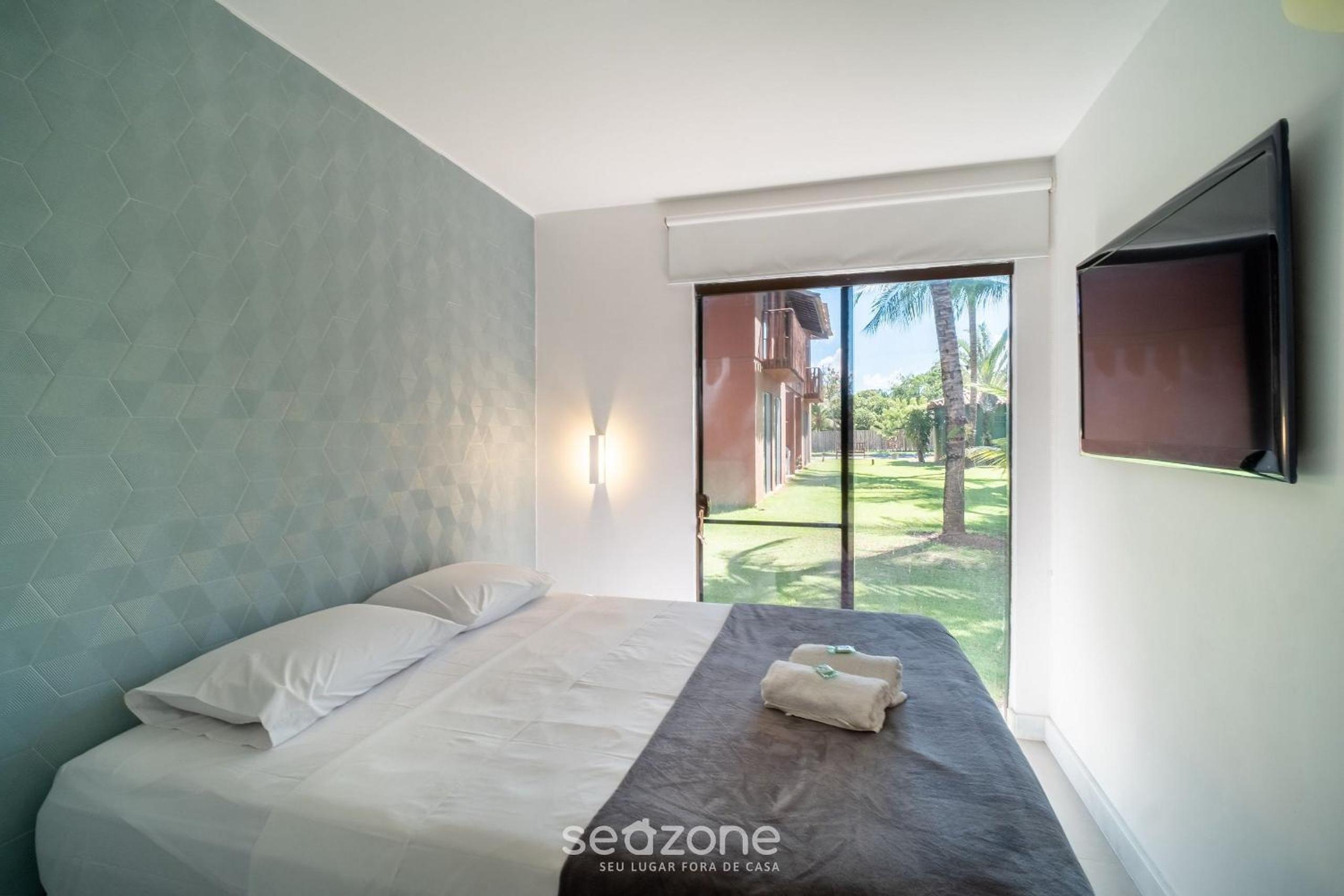 Beautiful Apartin Condo w/ Pool CQS0004