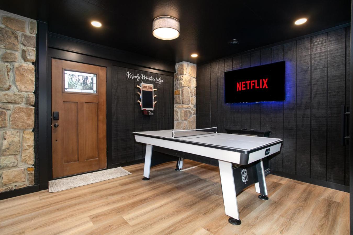 Moody Mountain Lodge MTN Views Hot Tub GameRoom