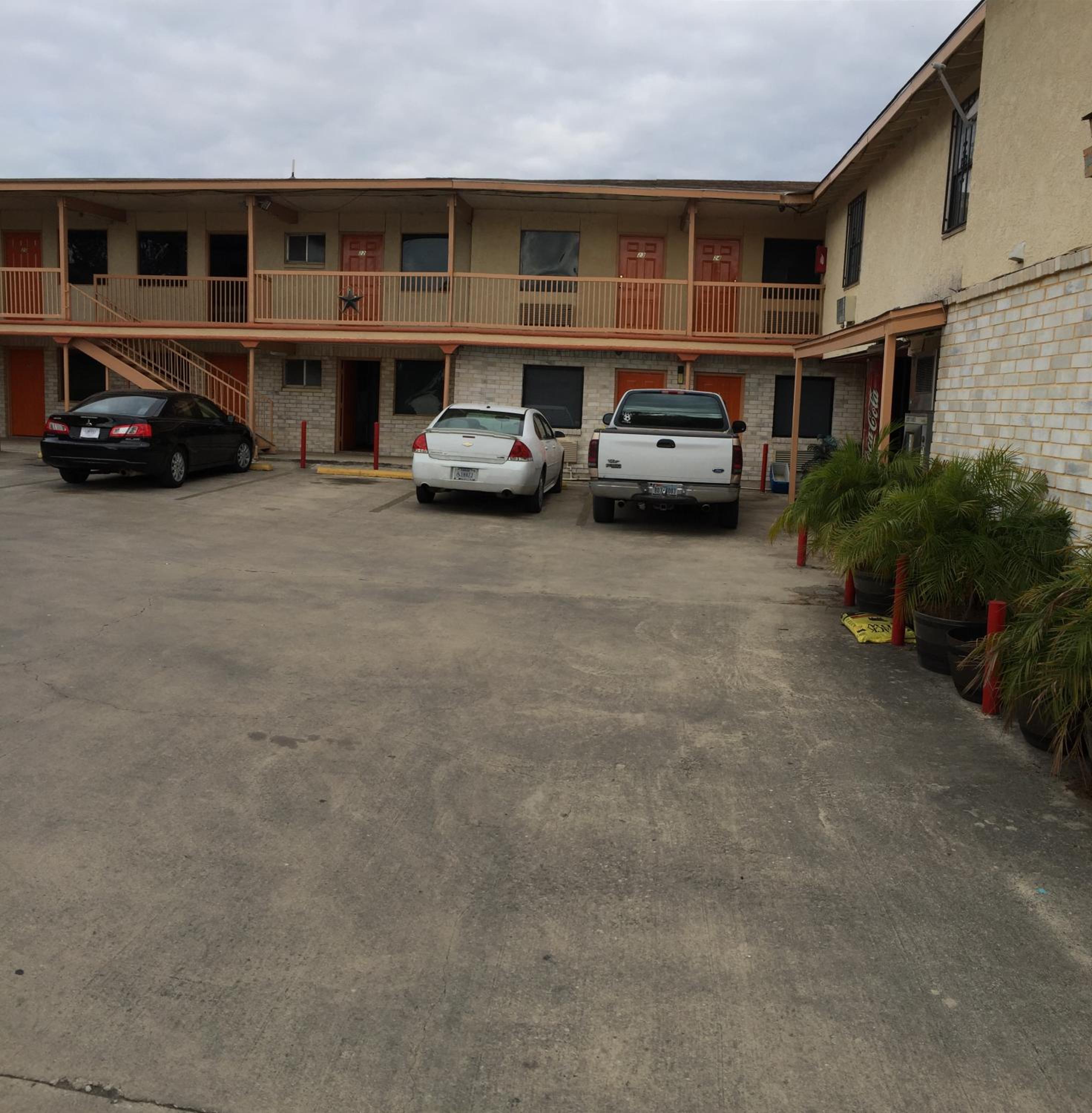 Choice Inn San Antonio - Image 2