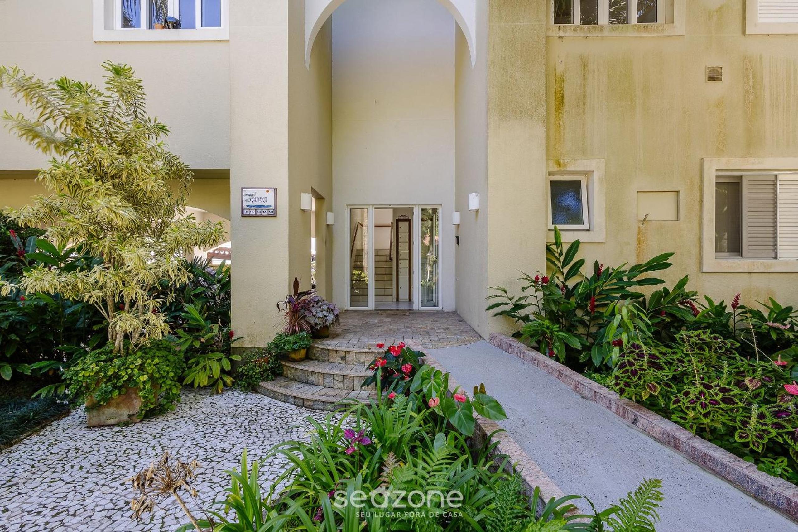Apartments 450m from Lagoa da Conceição - CRM