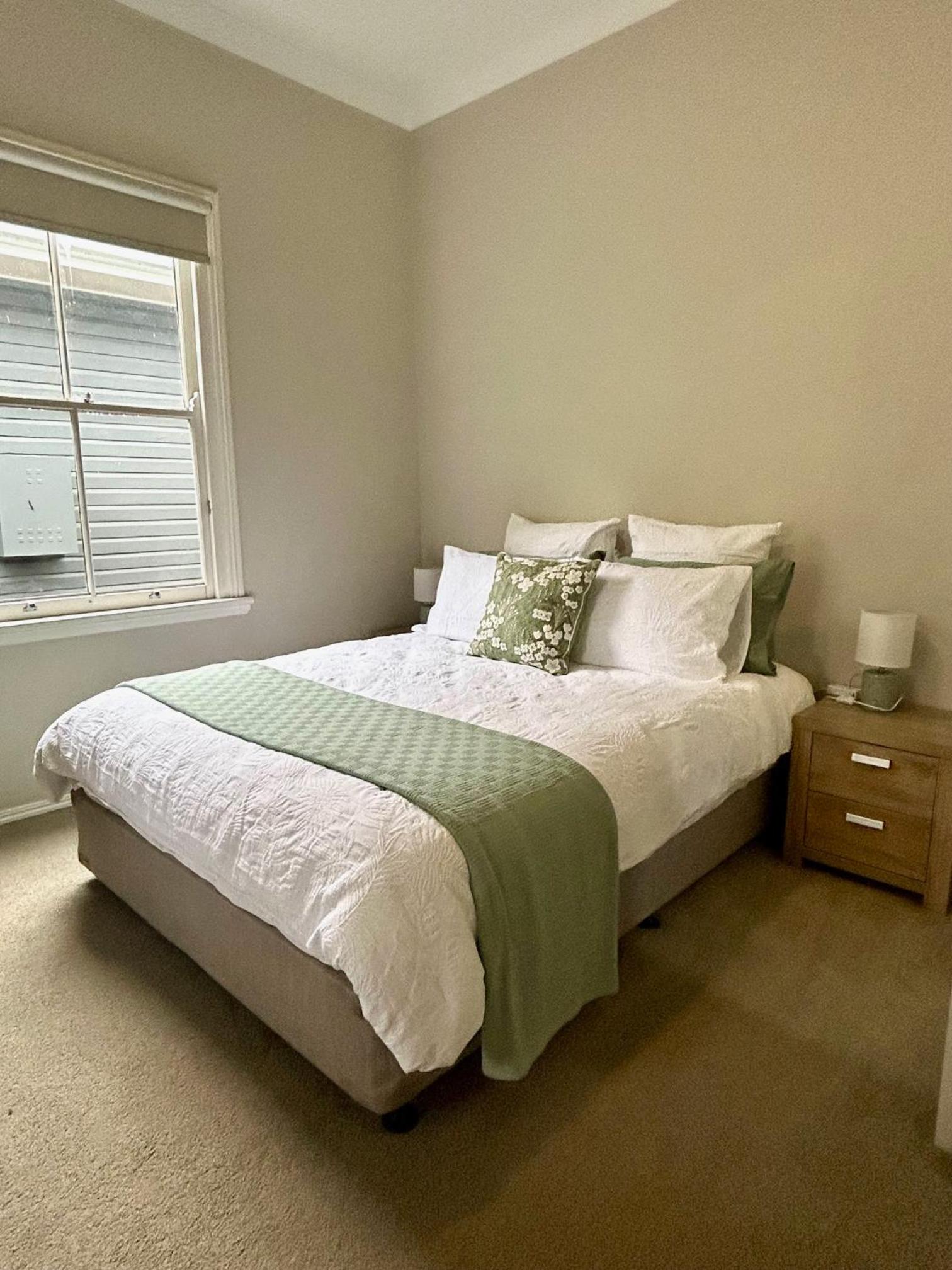 Eton Cottage - Central Boutique Stay