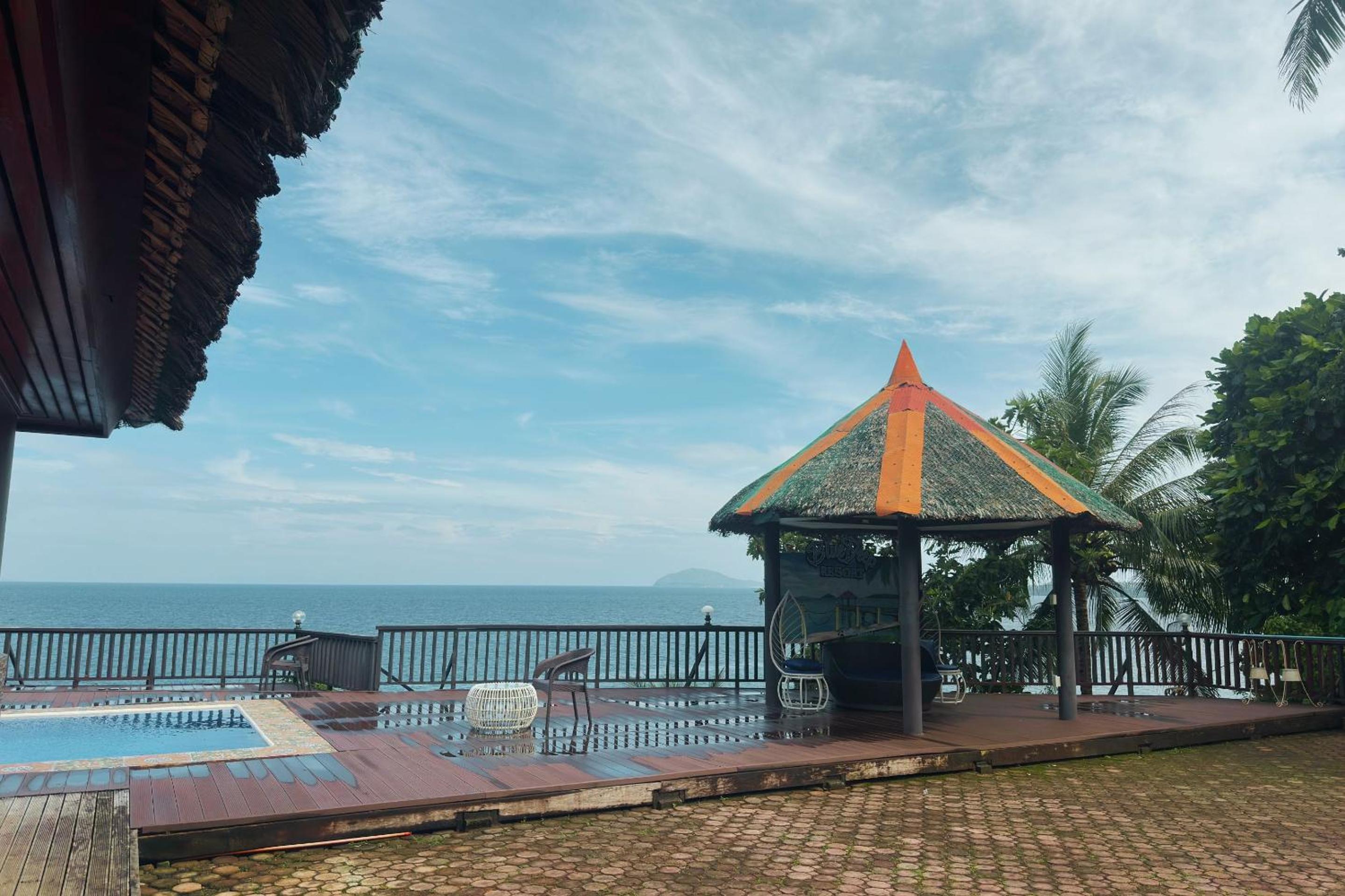 Blue Deep Resort powered by Cocotel