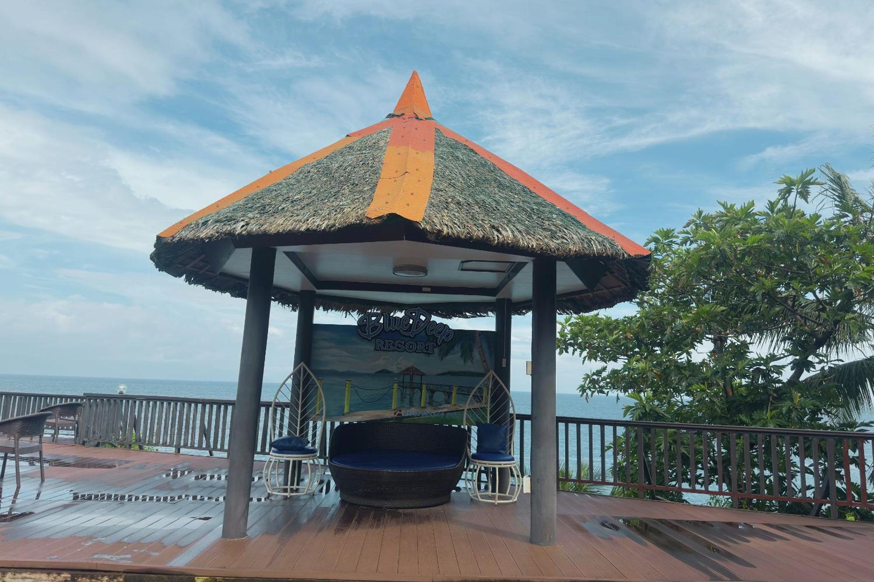 Blue Deep Resort powered by Cocotel
