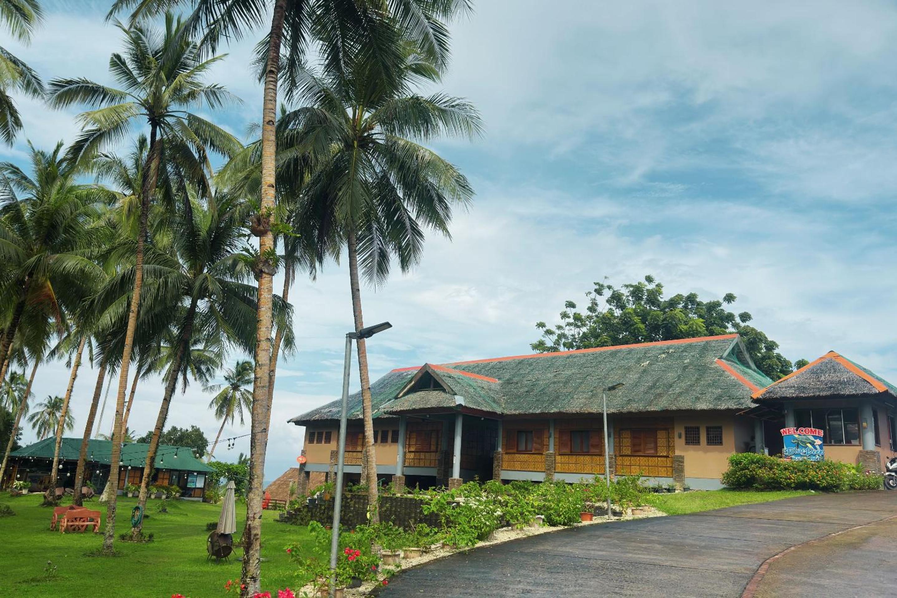 Blue Deep Resort powered by Cocotel