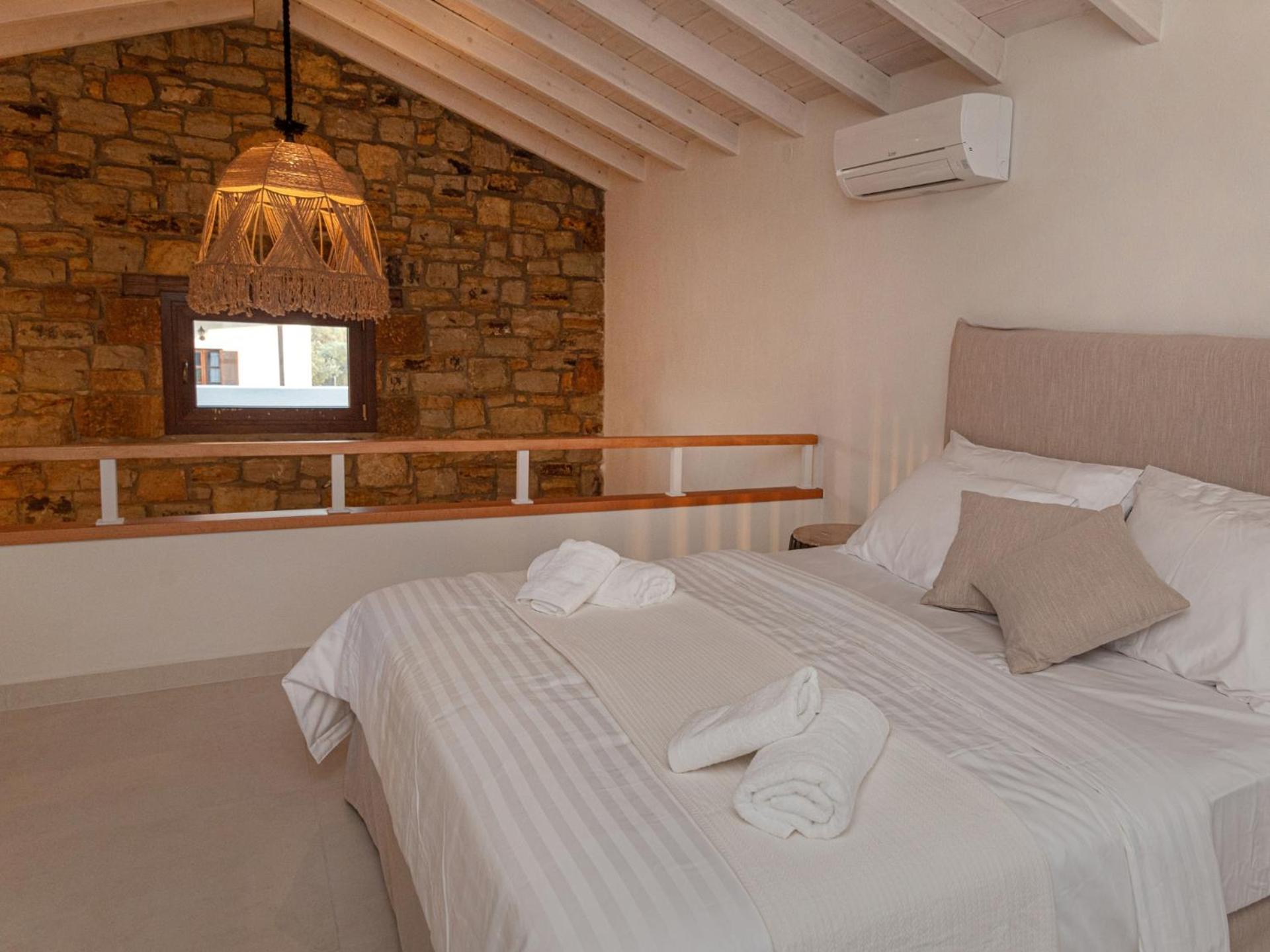 Alsalos Stone Villas by Halkidiki Villas