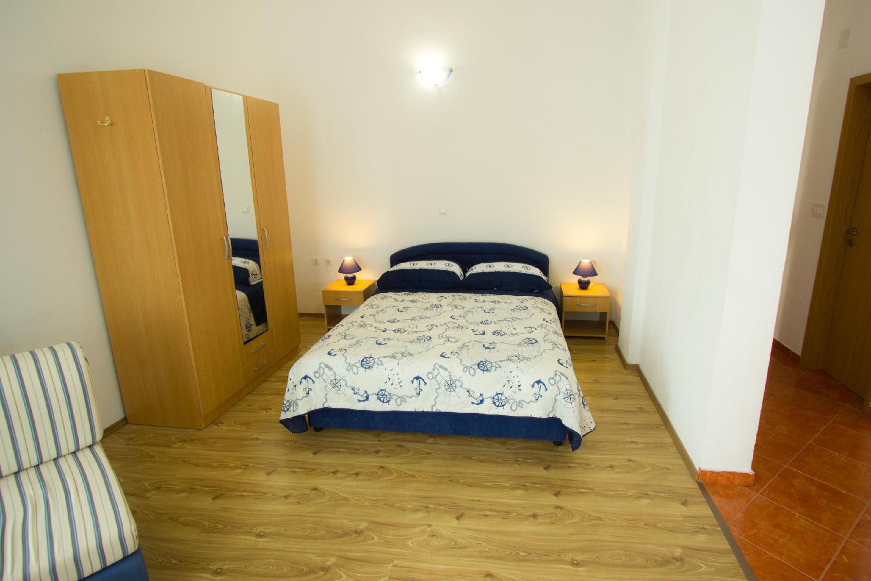 Photo 47