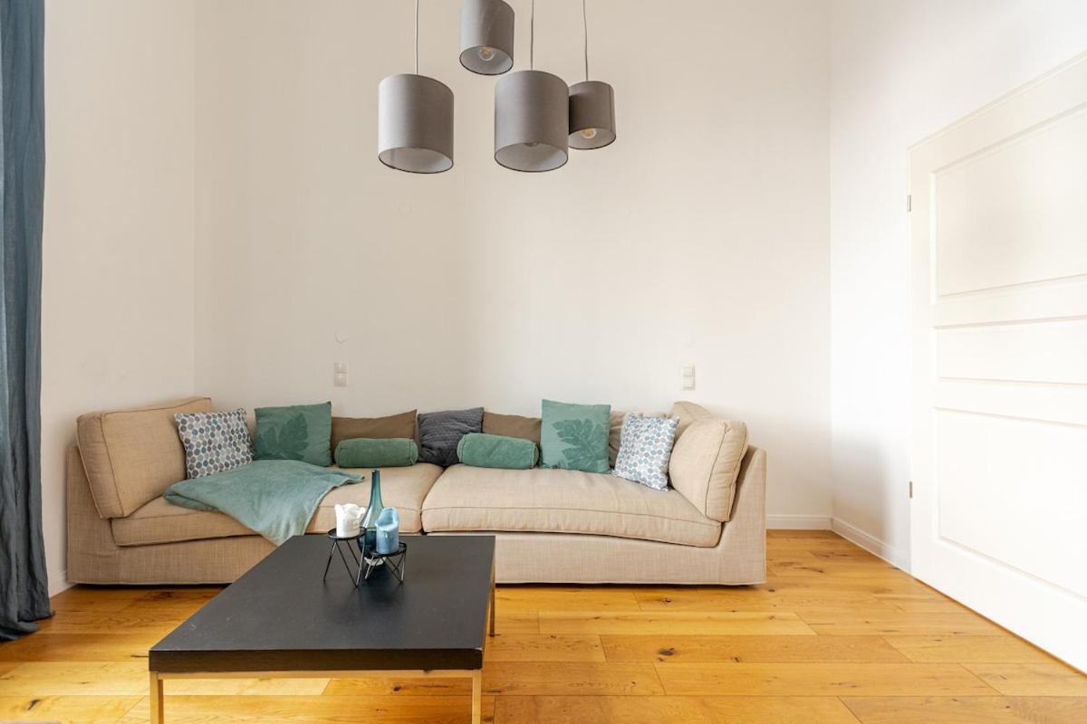 Gleis 22 - Wellness und Retreats im Alten Bahnhof von Kruft