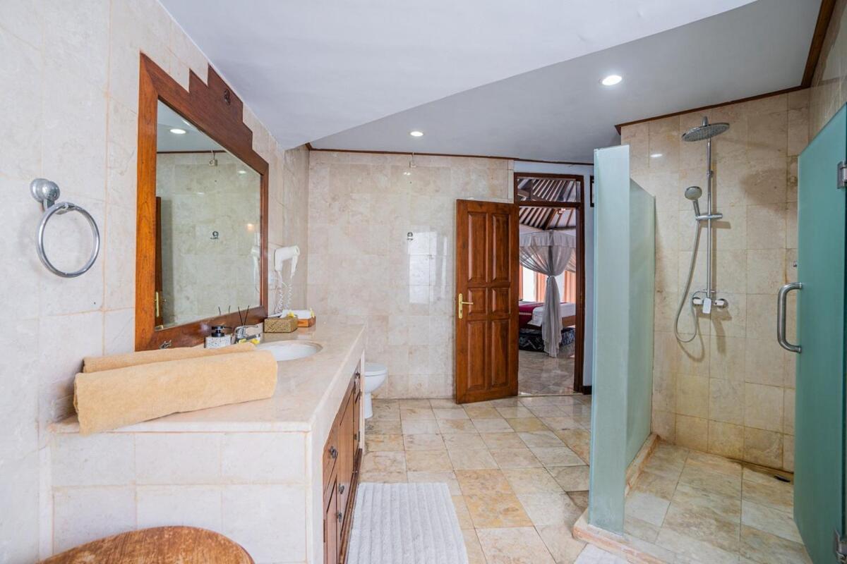 Nipper Villa - Spacious 4BR in Canggu