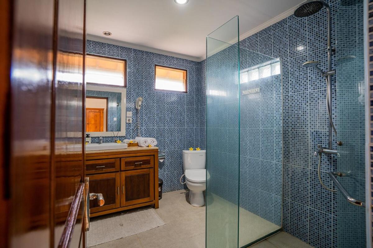 Nipper Villa - Spacious 4BR in Canggu