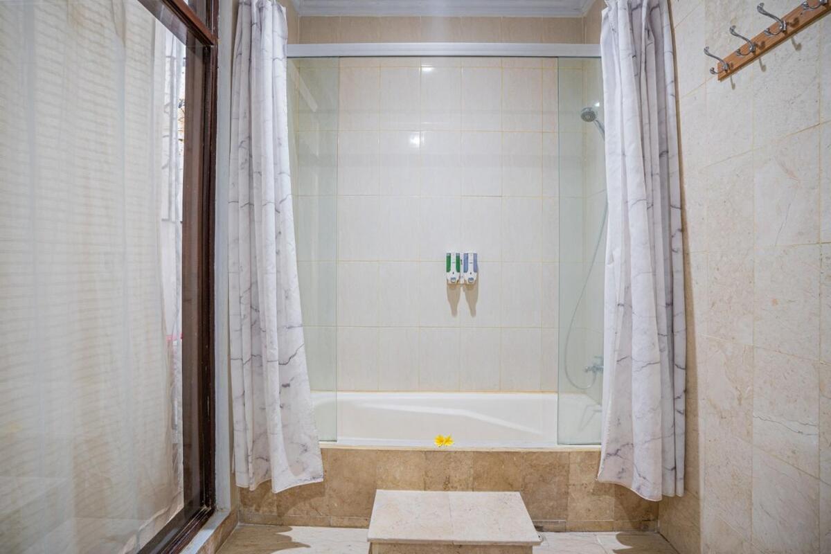 Nipper Villa - Spacious 4BR in Canggu