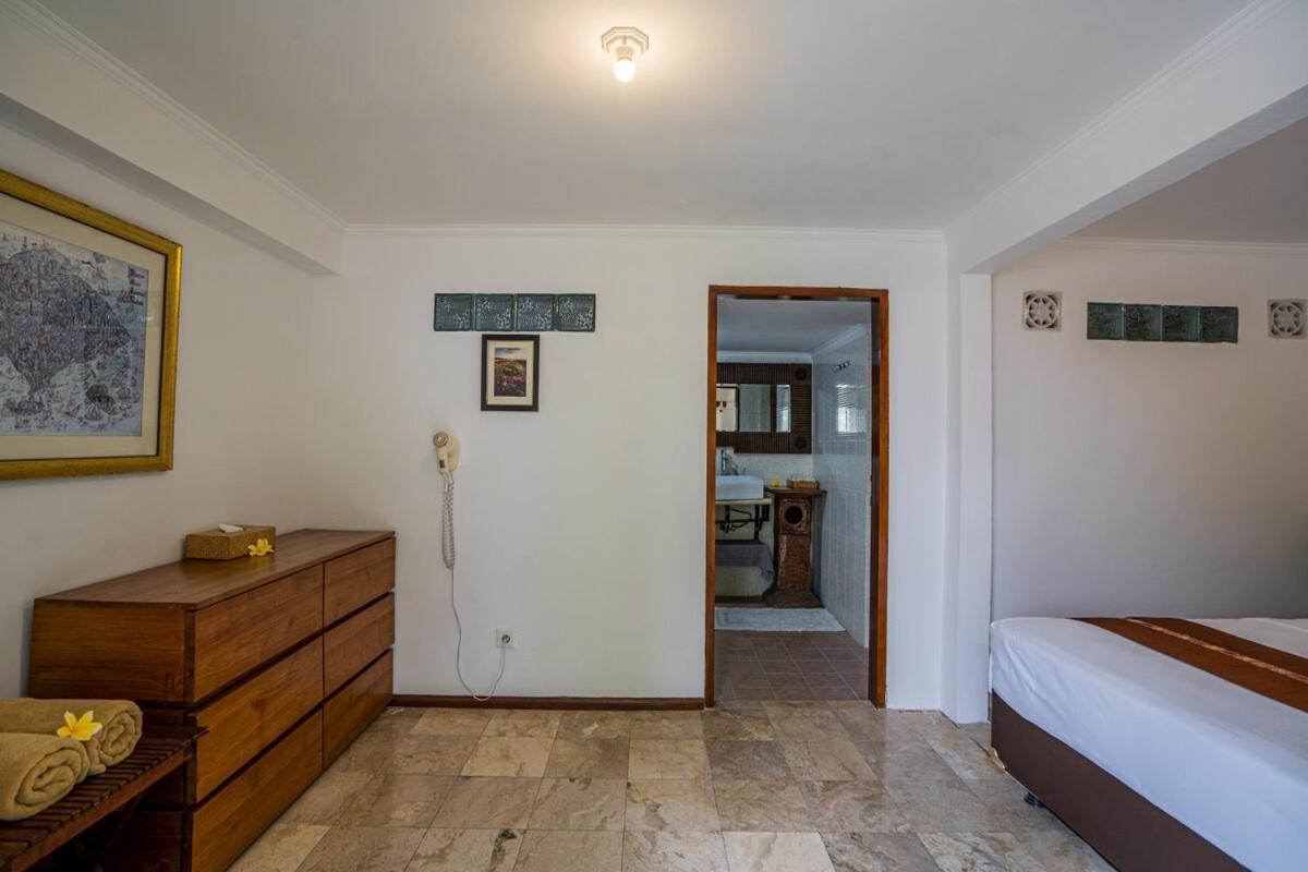 Nipper Villa - Spacious 4BR in Canggu