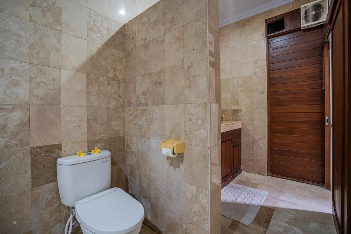 Nipper Villa - Spacious 4BR in Canggu