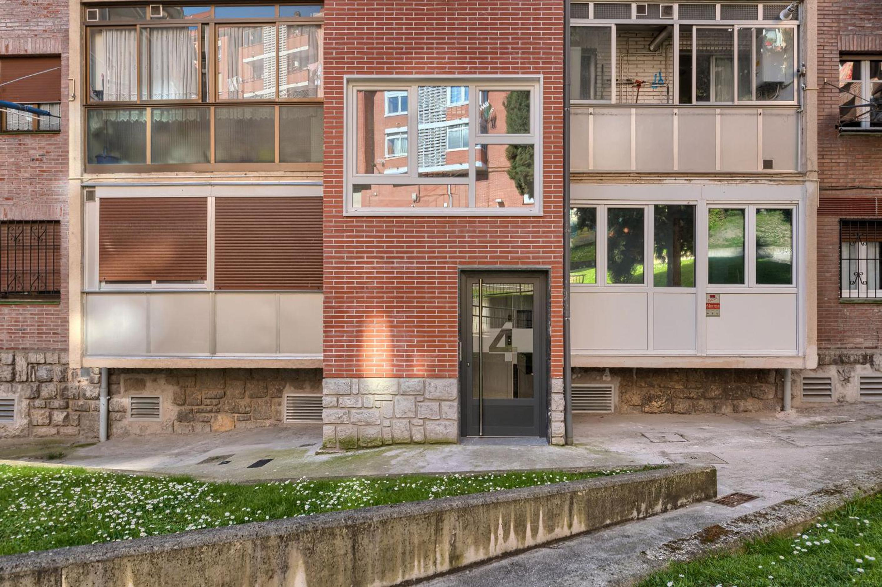 VT reformado y acogedor en zona residencial tranquila