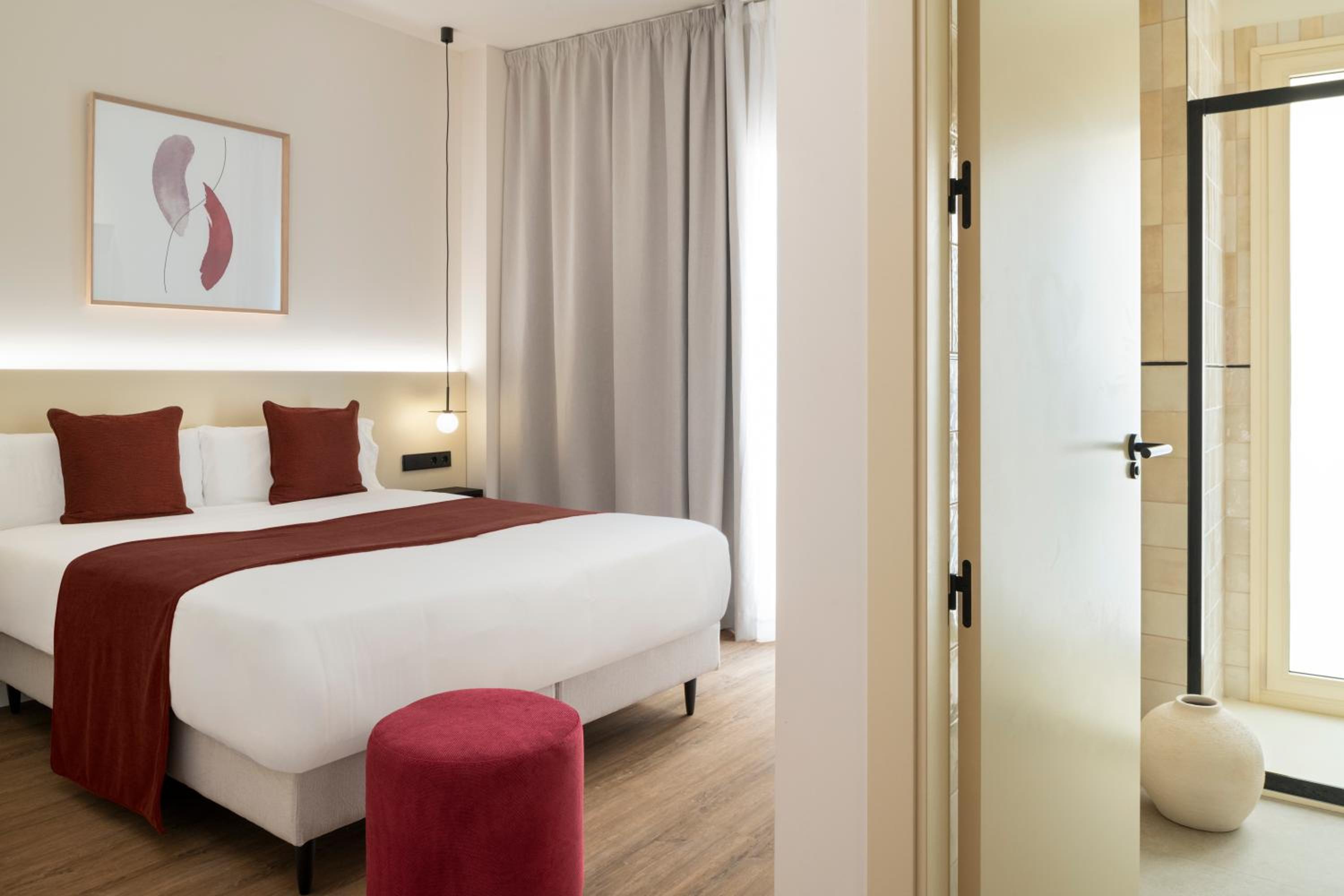 Magno Apartments Clavellinas